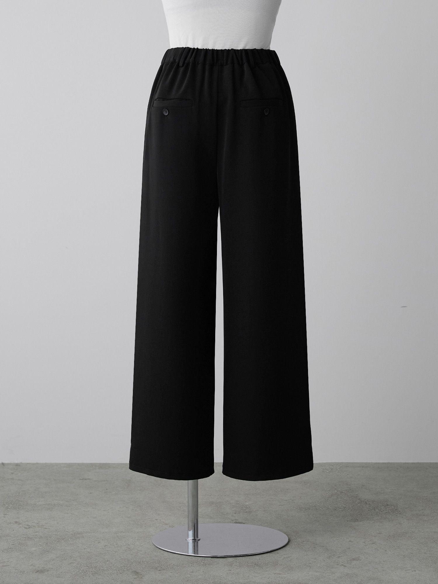 ウォーターリペレントスラックス