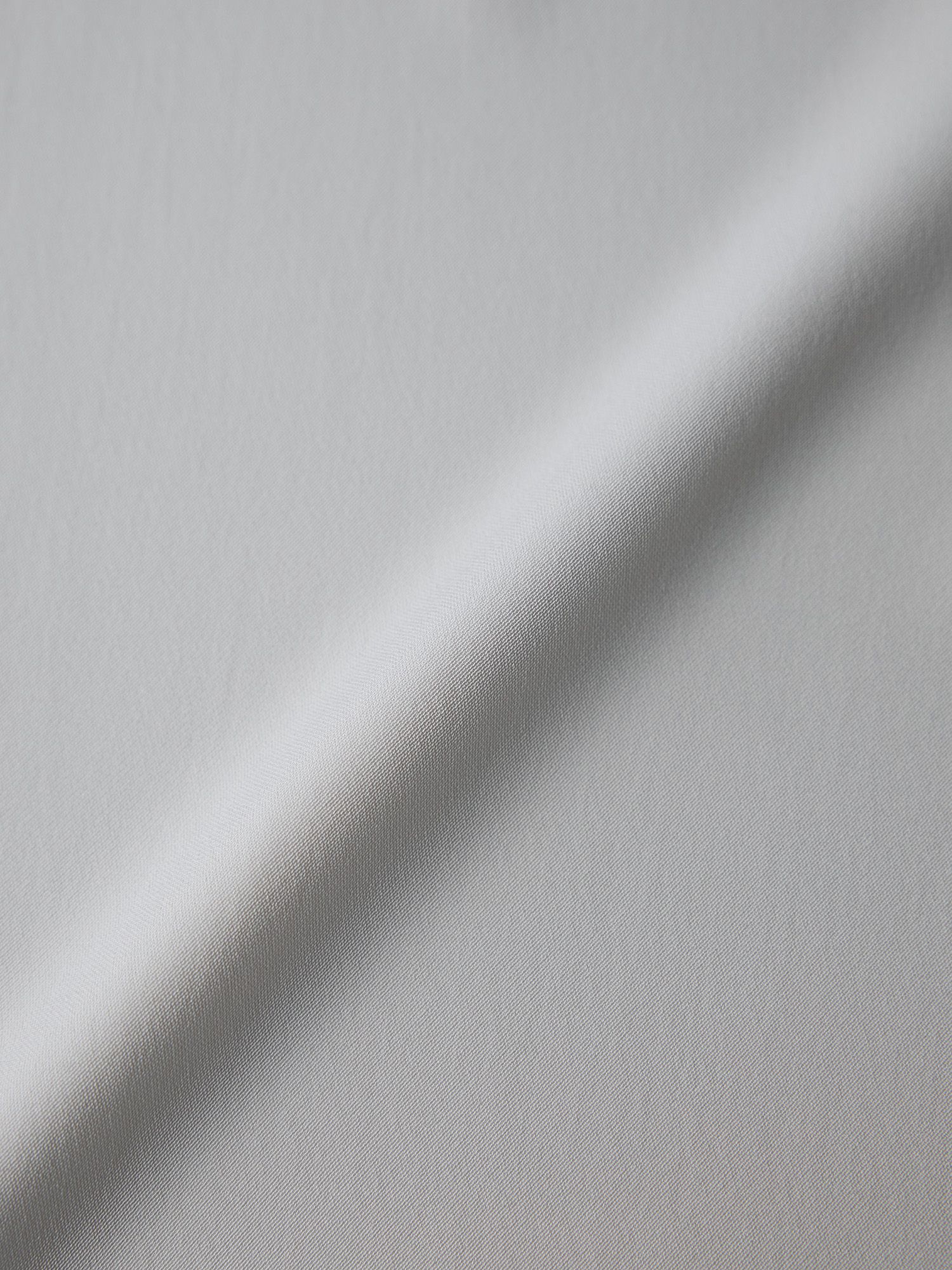 ウォーターリペレントスラックス