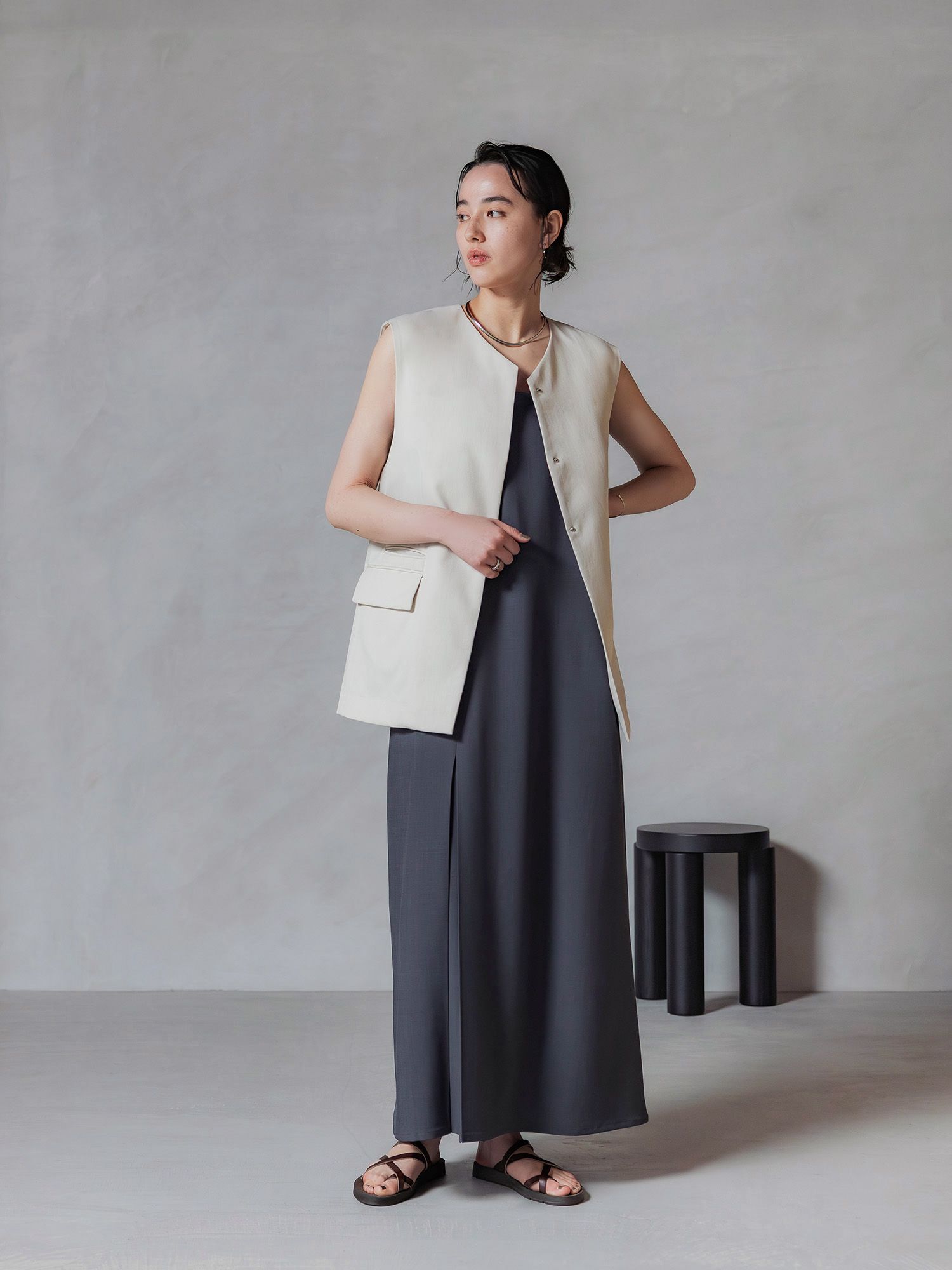 H173 B83 W66 H96 / 着用サイズ : サンプル