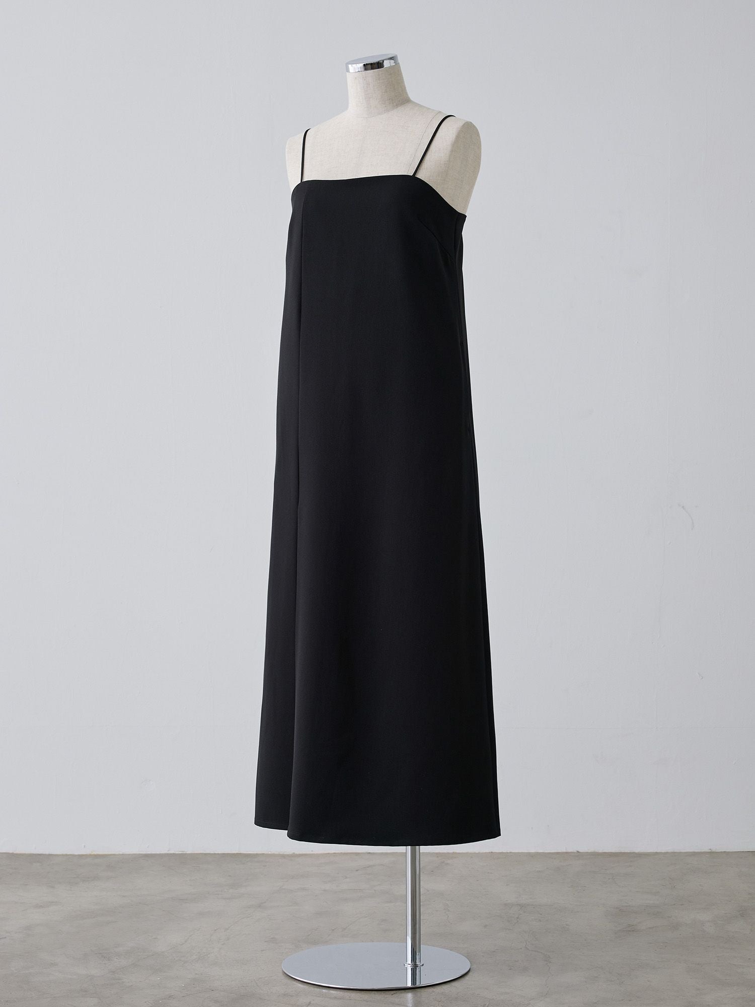 ボックスタックキャミワンピース