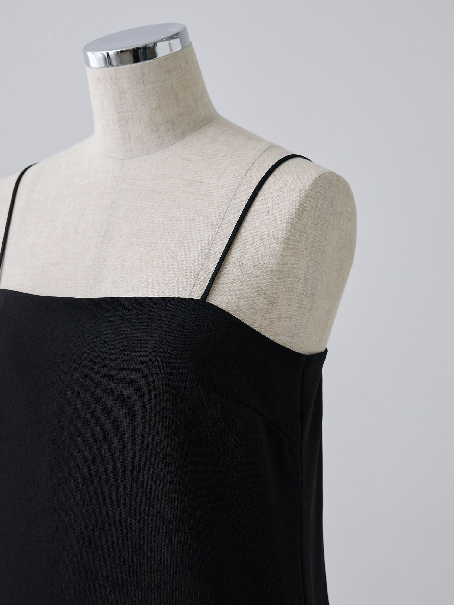 ボックスタックキャミワンピース