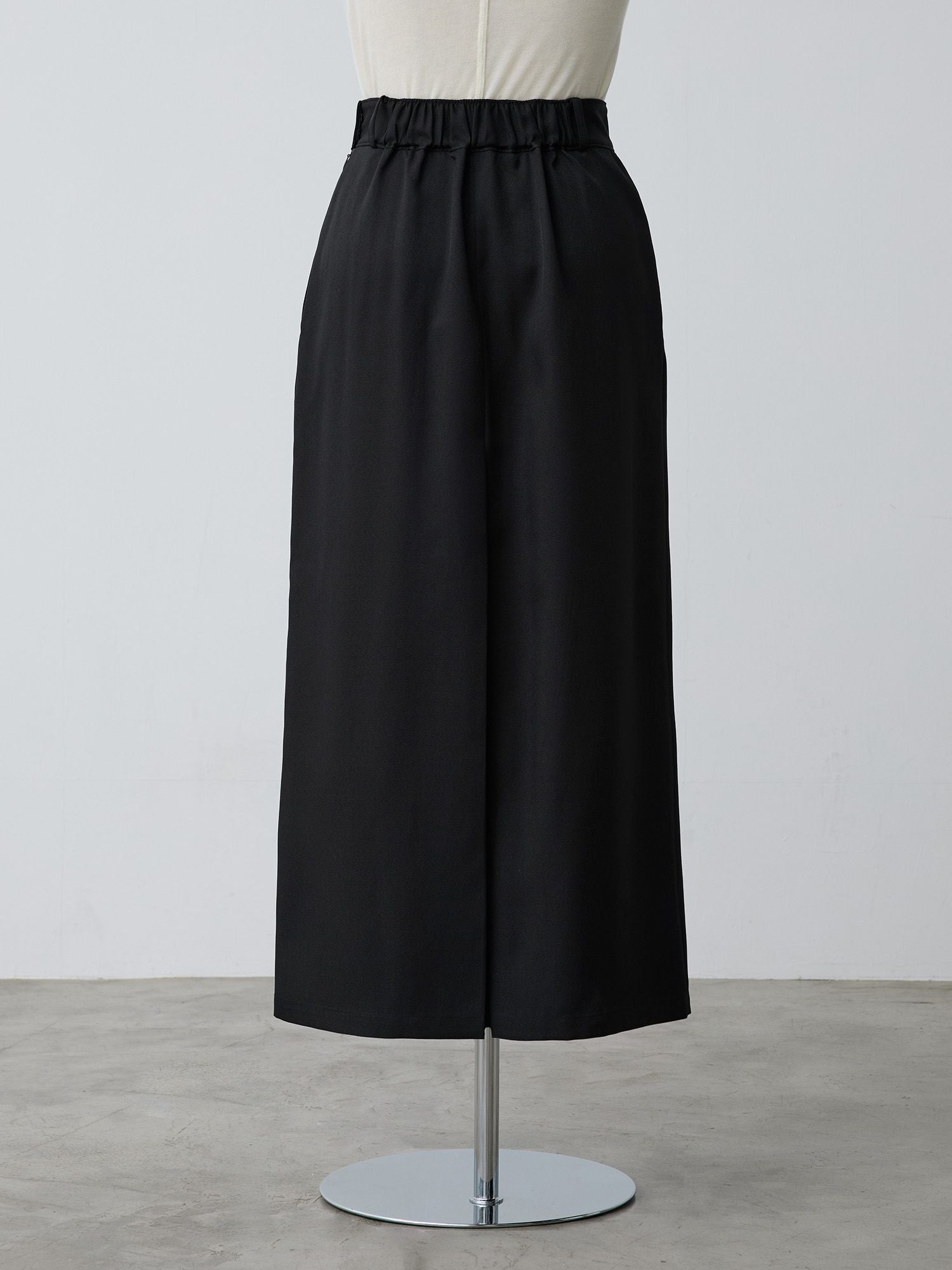 バックタックナロースカート