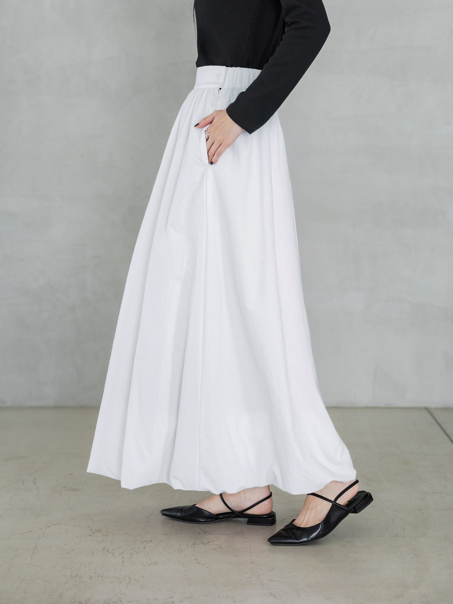 H170 B78 W59 H85 / 着用サイズ : サンプル