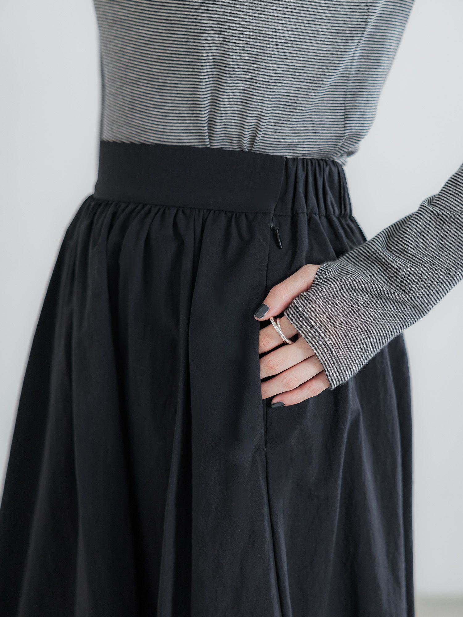 H170 B78 W59 H85 / 着用サイズ : サンプル