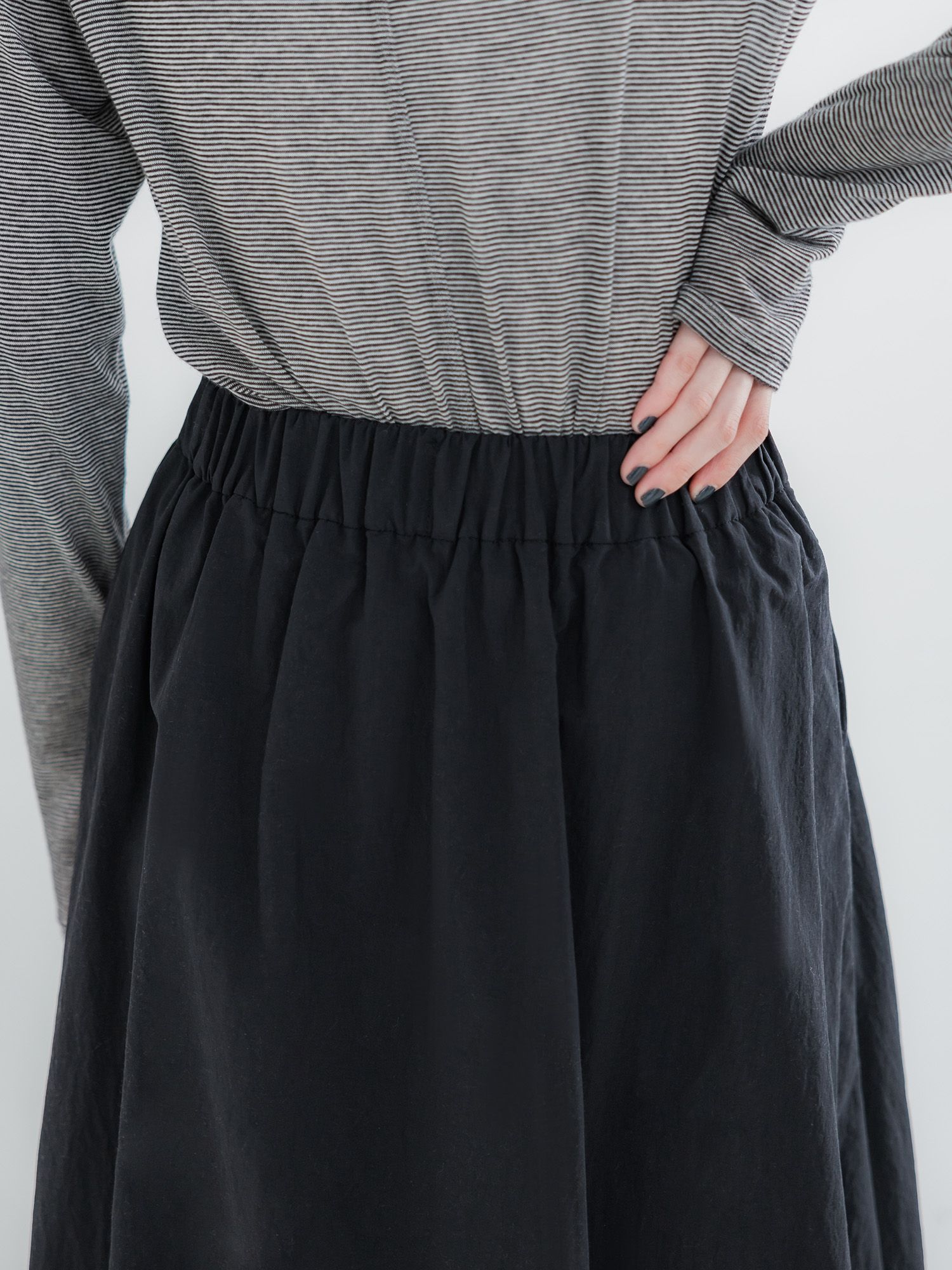 H170 B78 W59 H85 / 着用サイズ : サンプル