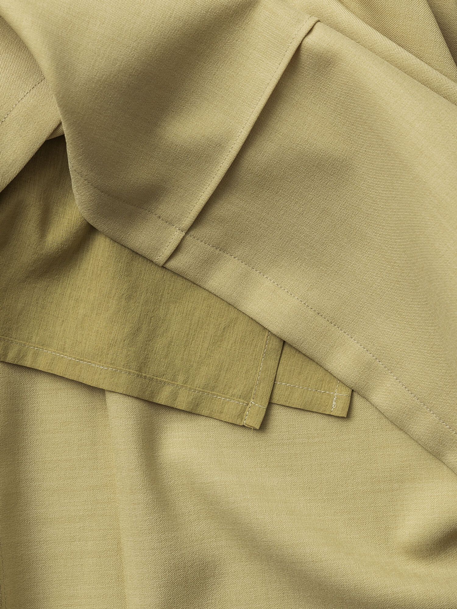 バックタックナロースカート