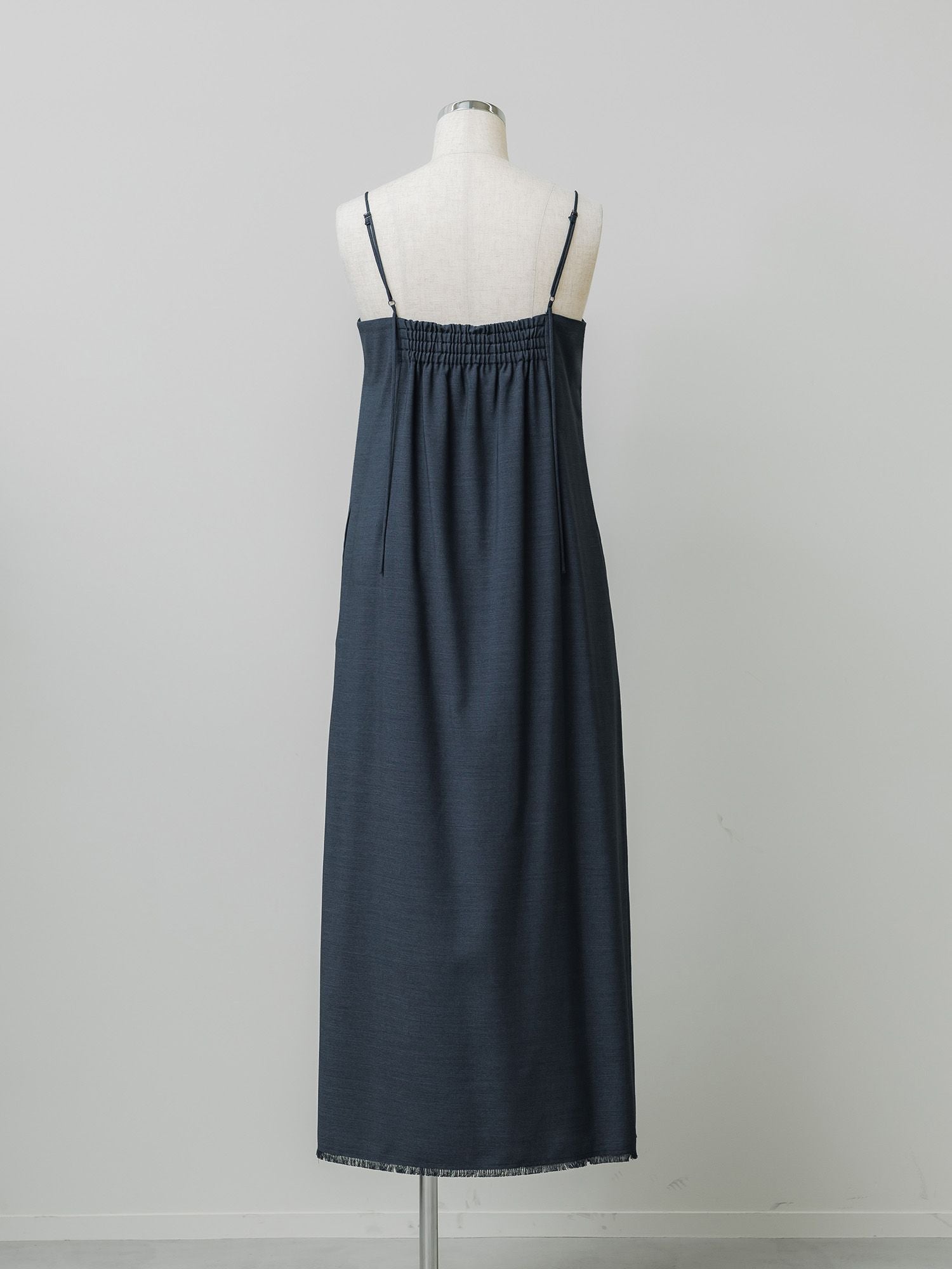 ボックスタックキャミワンピース