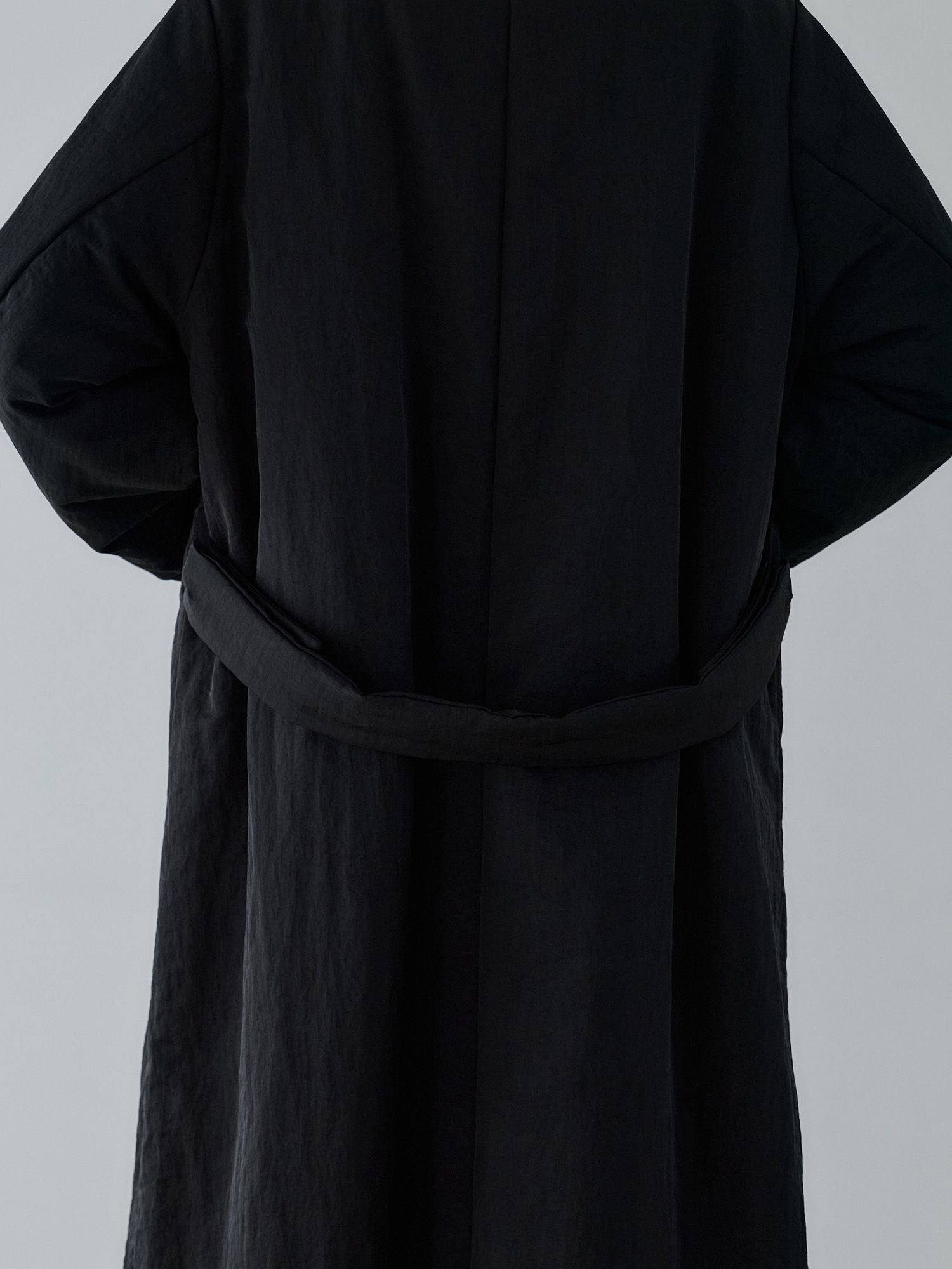 H168 B77 W60 H86 / 着用サイズ : size3