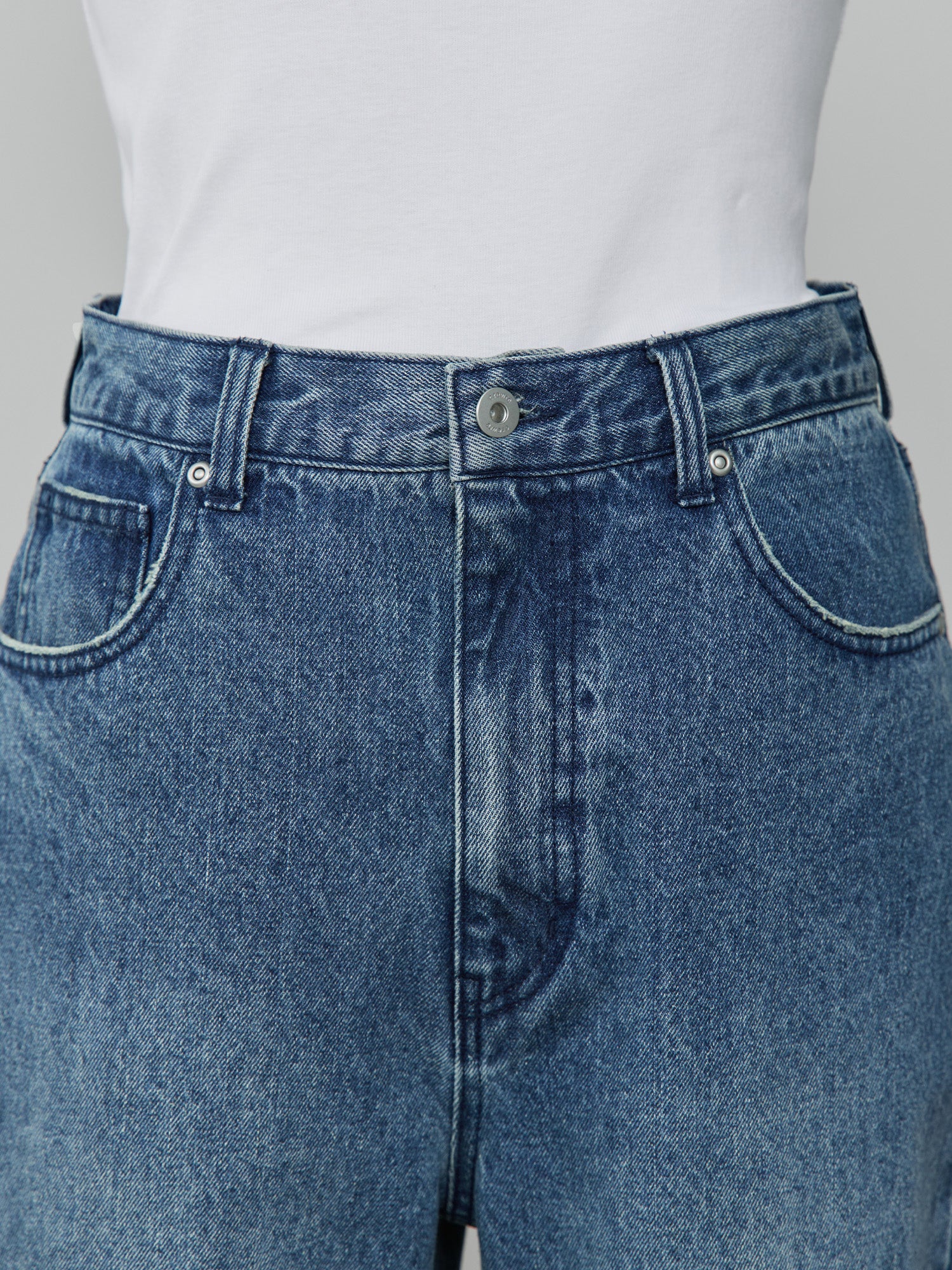 アジャスタブルIラインデニムパンツ