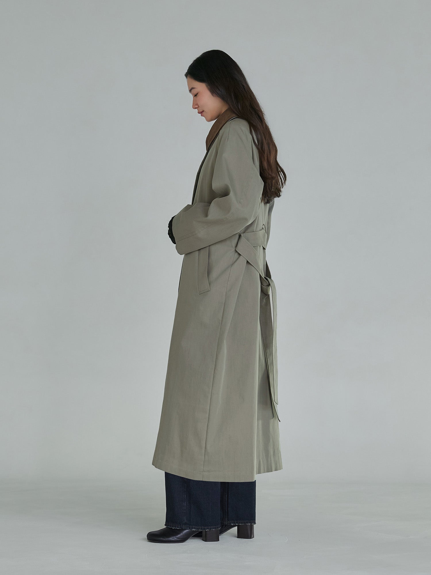 H168 B77 W60 H86 / 着用サイズ : size3