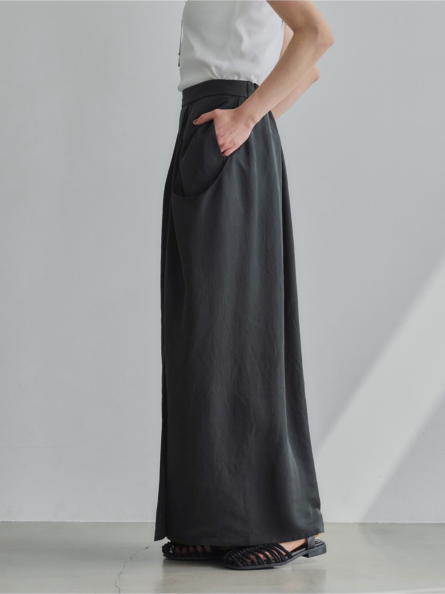 crewre online store / ドレープアシンメトリースカート