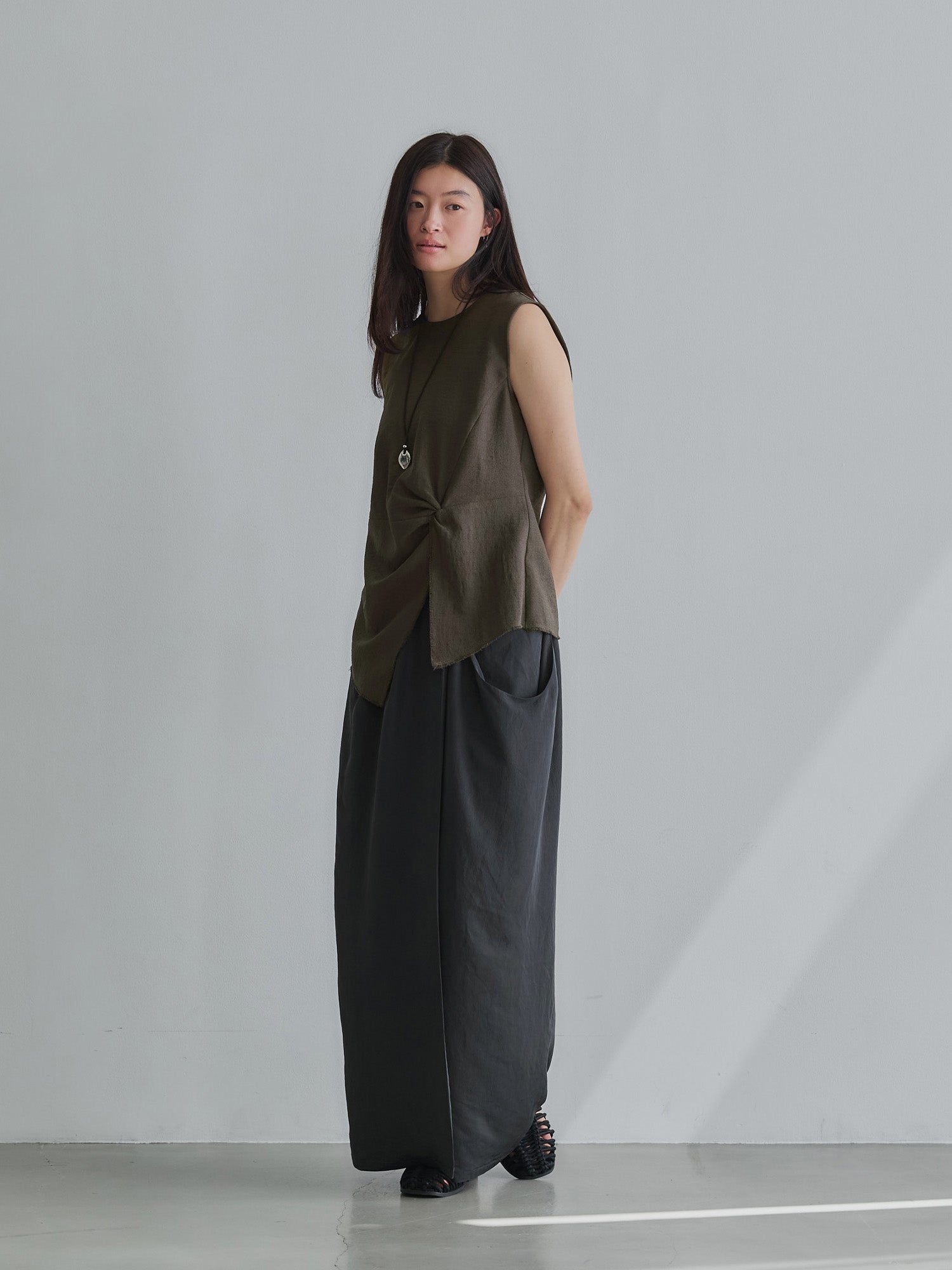crewre online store / ドレープアシンメトリースカート