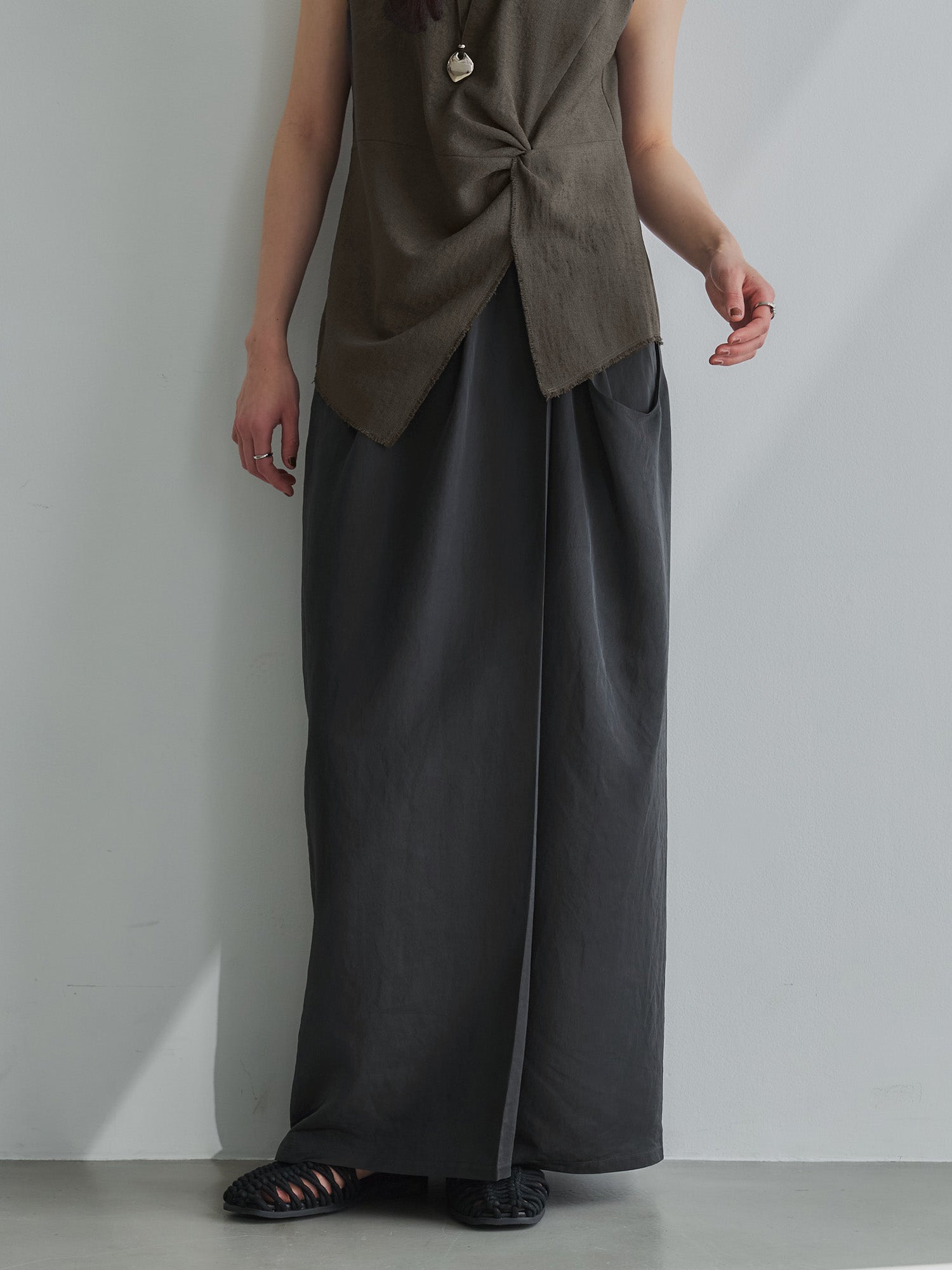 crewre ラップレイヤードIラインスカート ivory 1 クルーレ crewre online store / フェイクスウェードIラインスカート