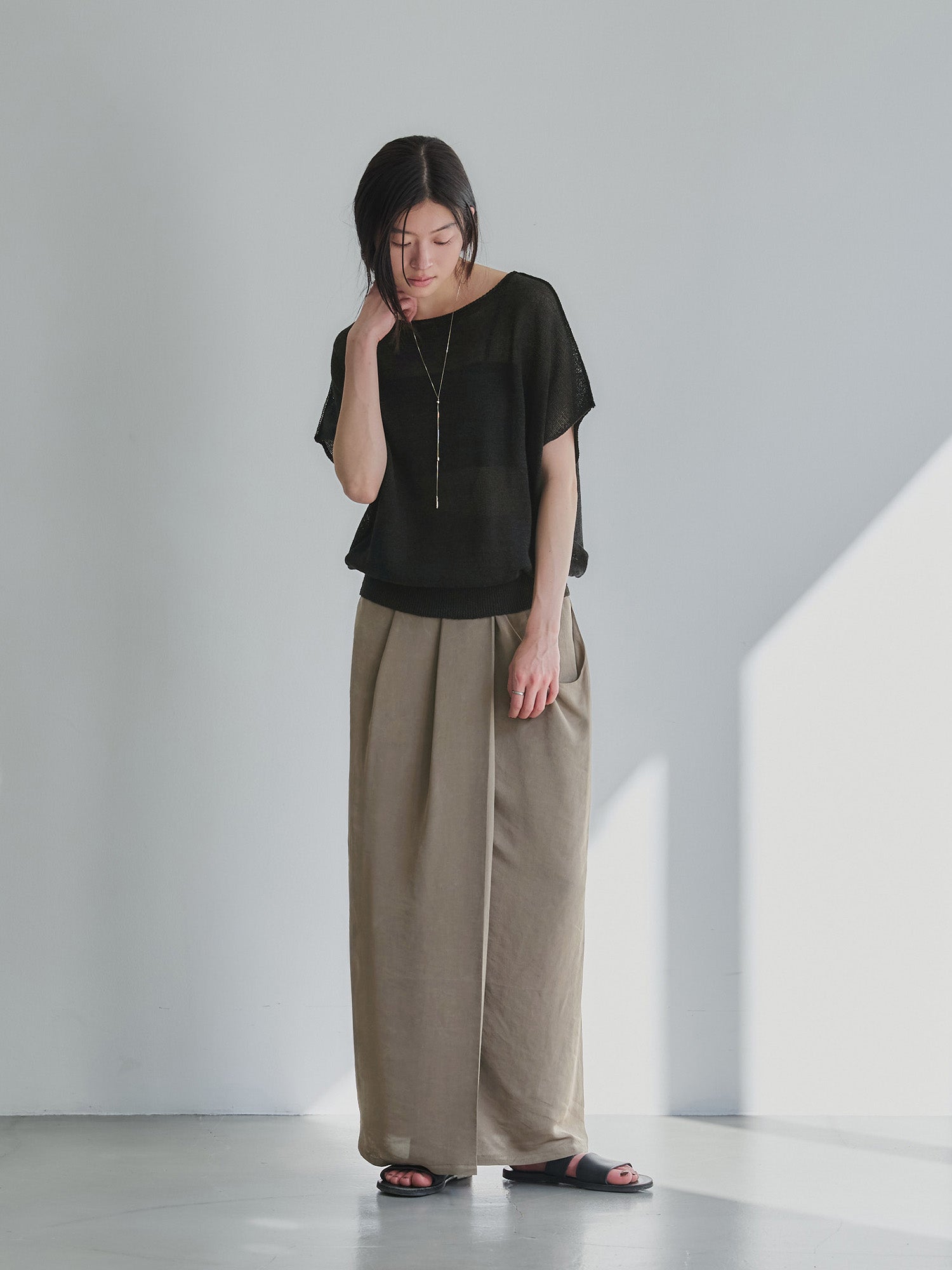 H171 B83 W60 H88 / 着用サイズ : size3