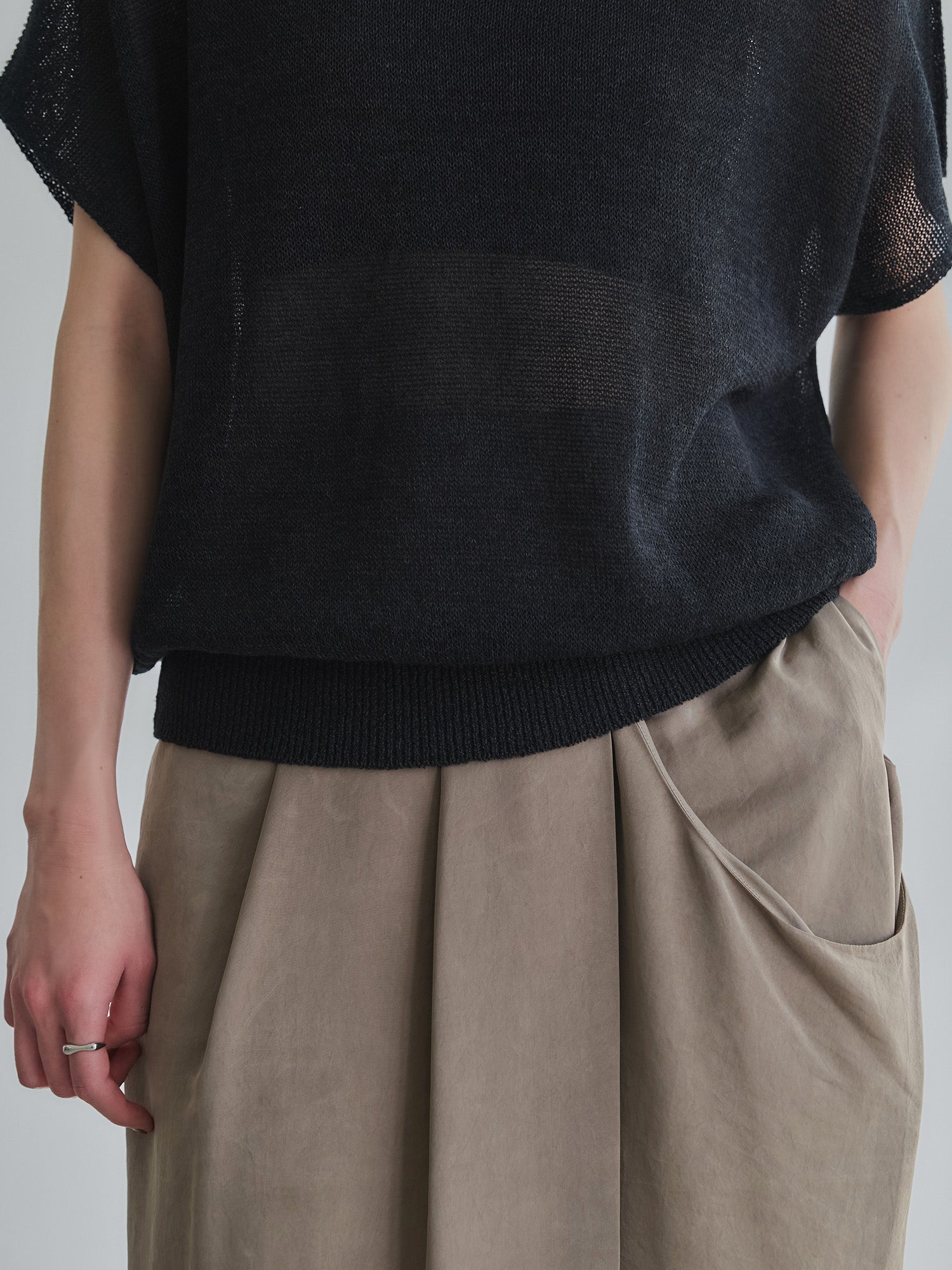 H171 B83 W60 H88 / 着用サイズ : size3