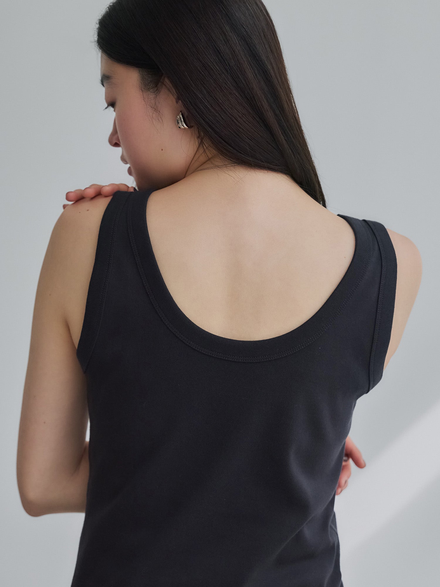 H171 B83 W60 H88 / 着用サイズ : size3