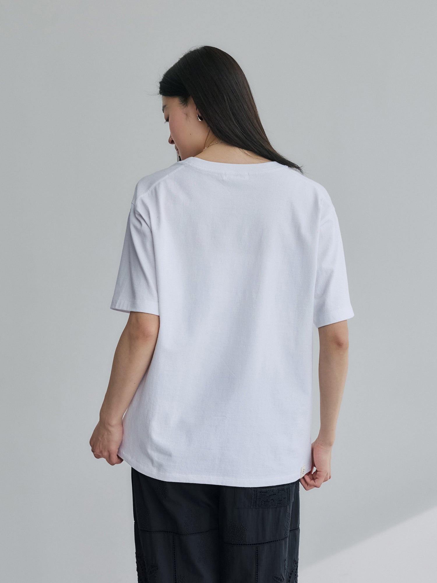 H171 B83 W60 H88 / 着用サイズ : size3