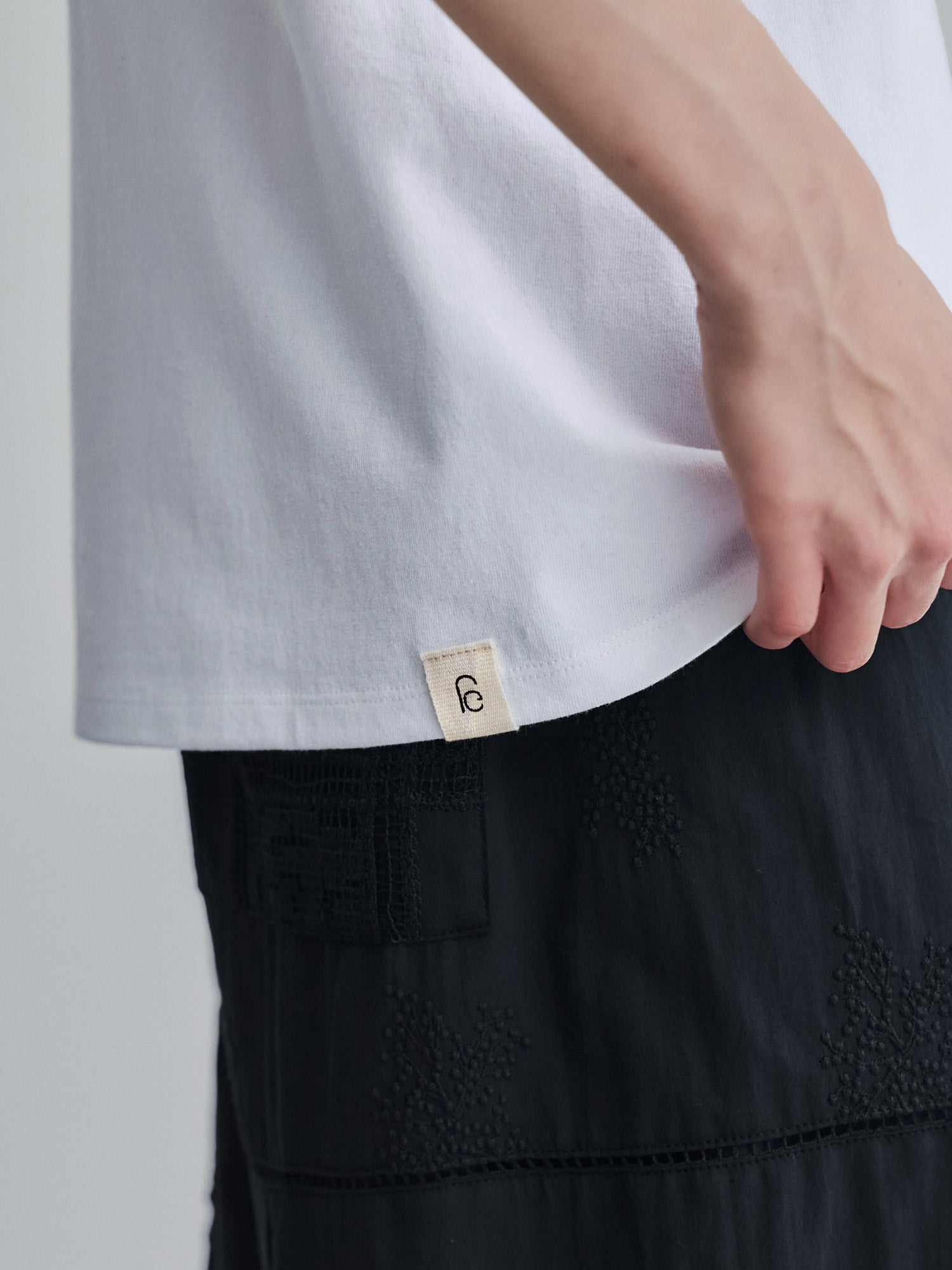 H171 B83 W60 H88 / 着用サイズ : size3