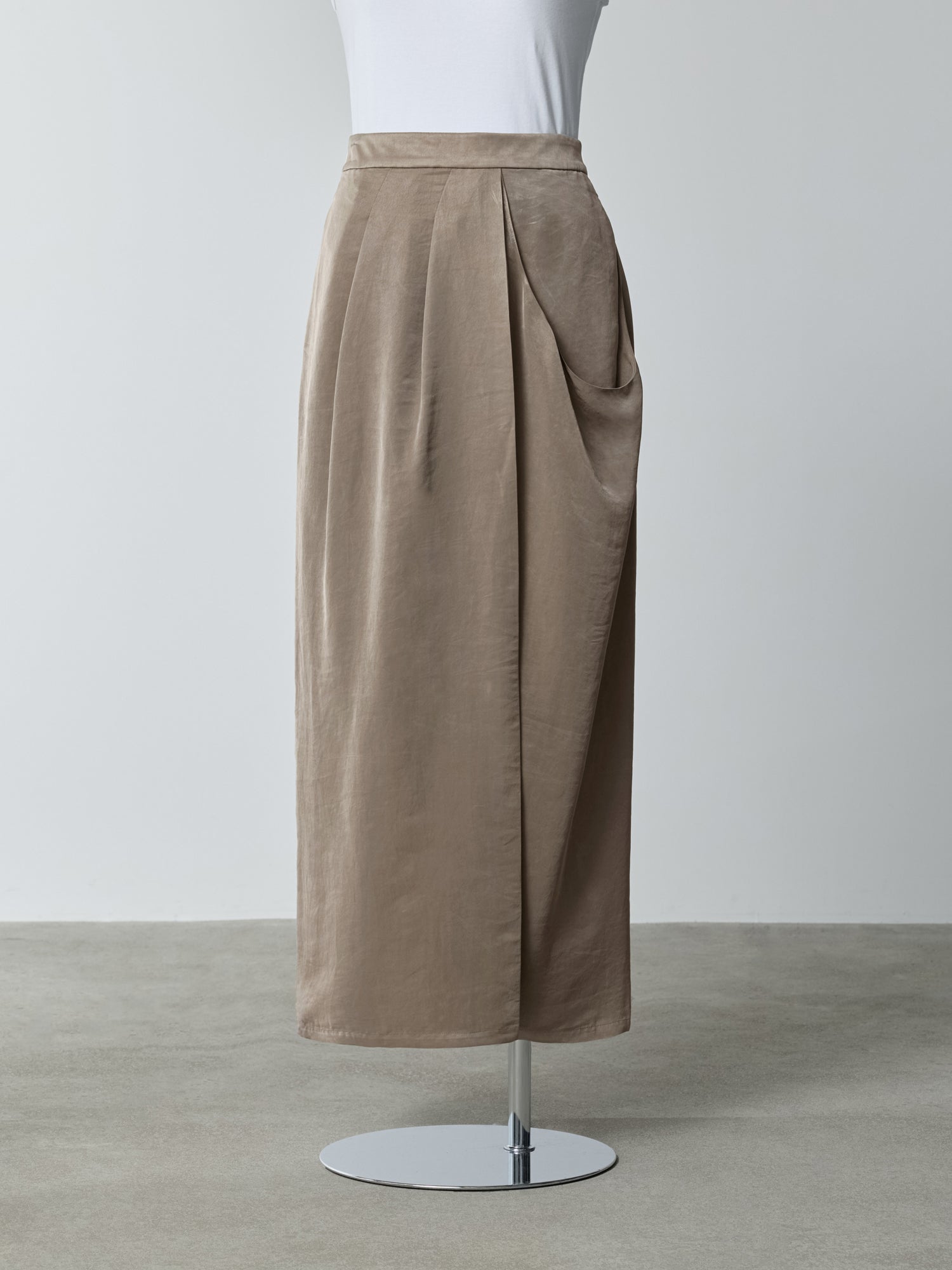 ドレープアシンメトリースカート