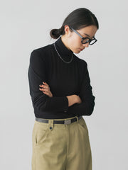 black / 1