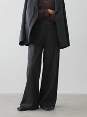 antique black / 1