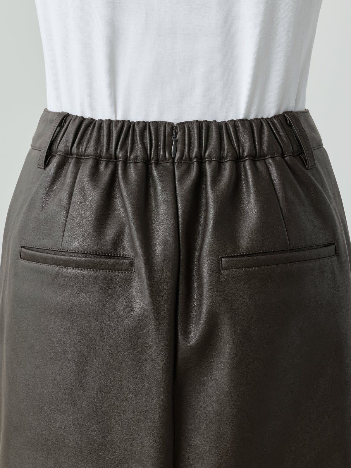 カラー：dark brown