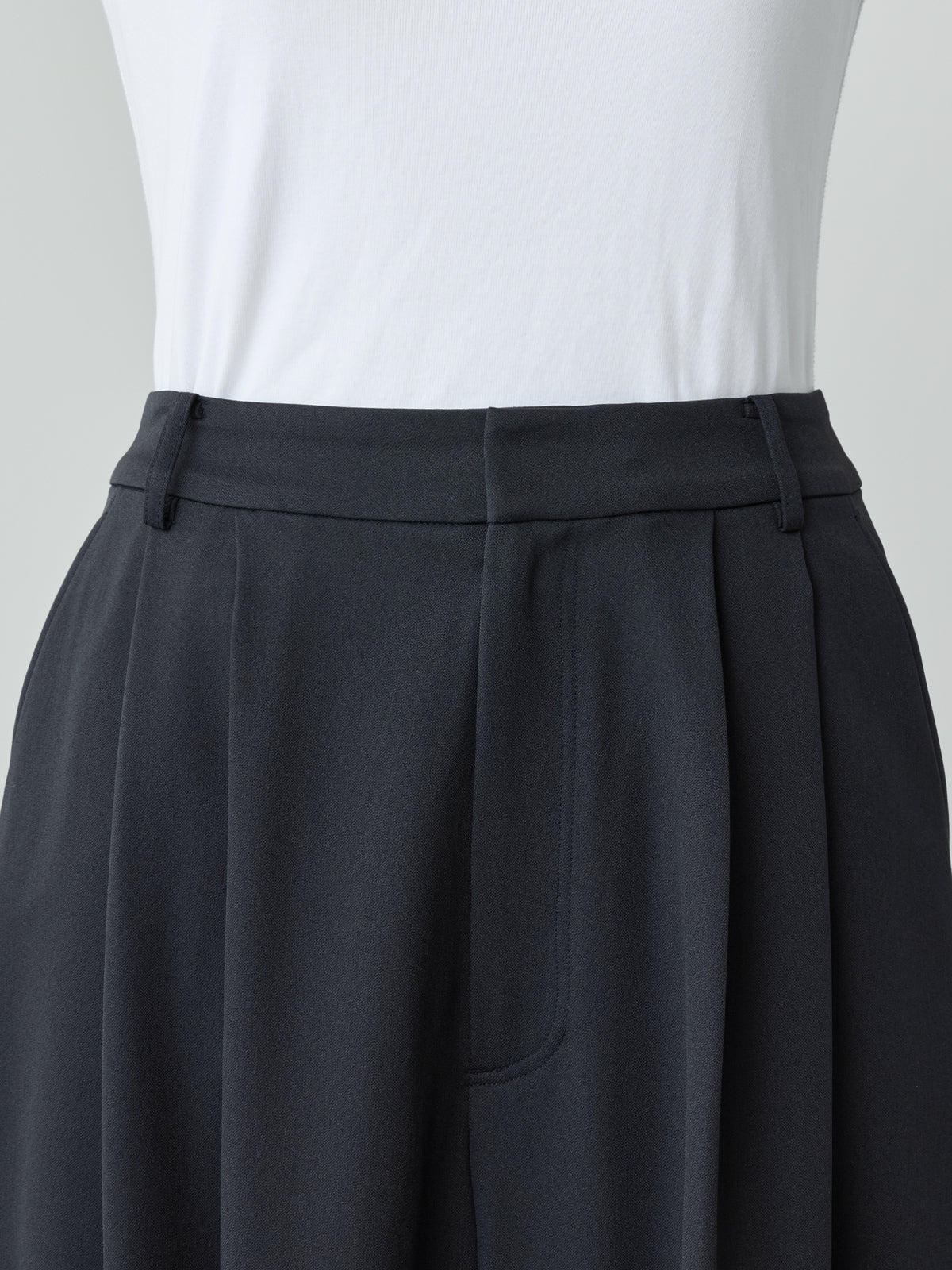 カラー：deep navy