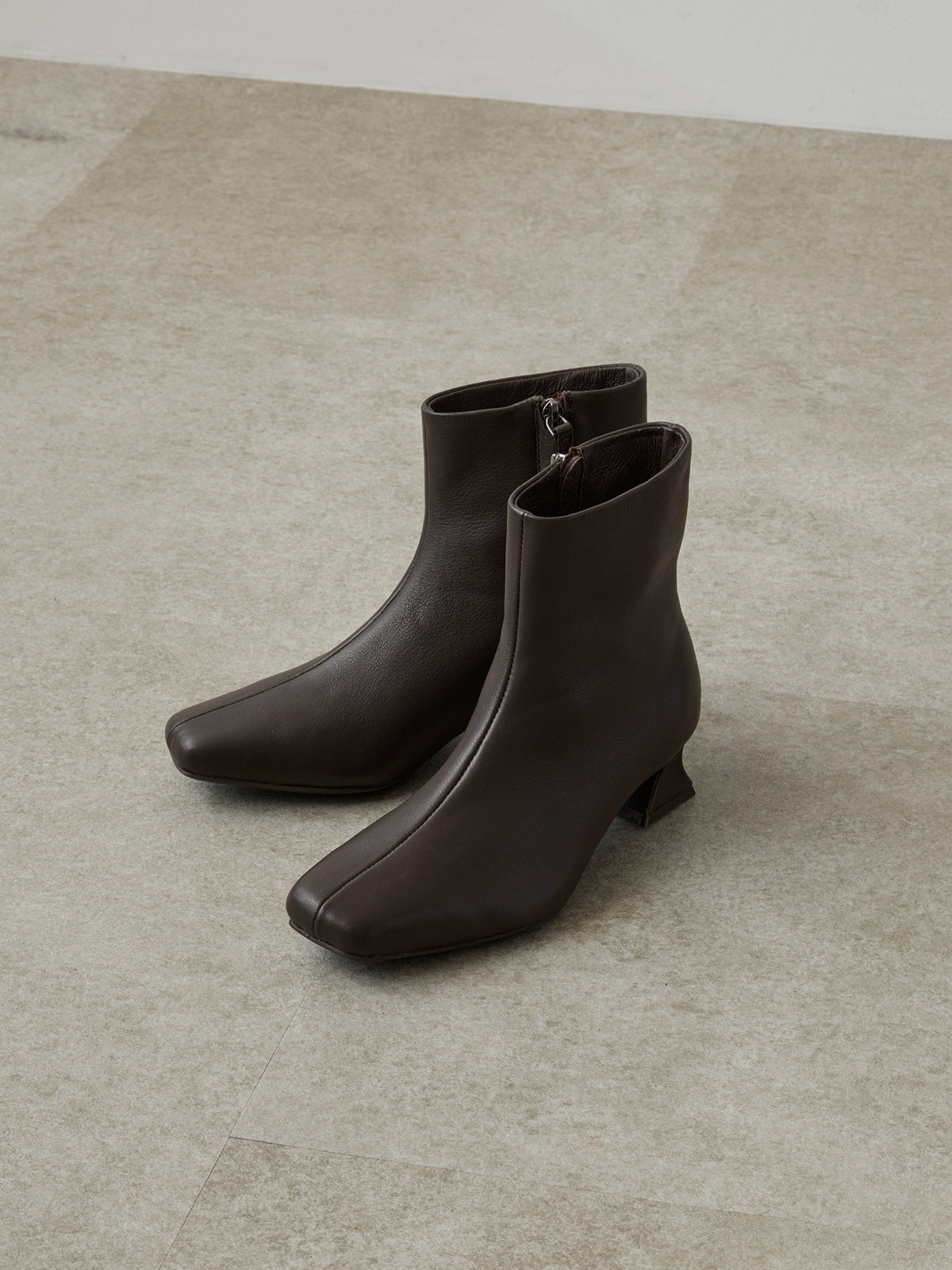 カラー：dark brown