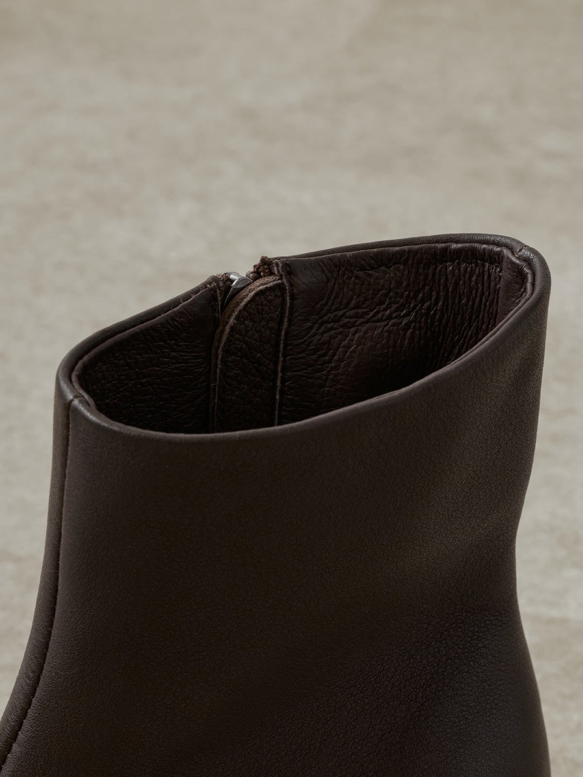 カラー：dark brown