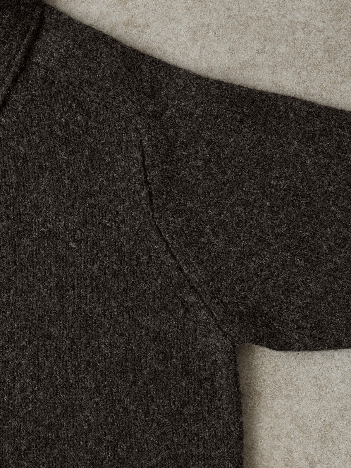 カラー：brown