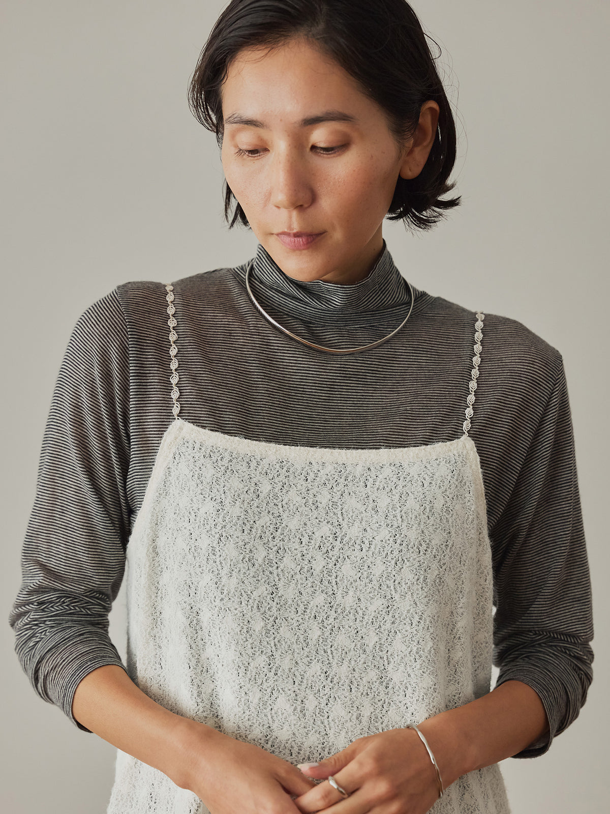 H163 B80 W62 H83<br>着用サイズ : free / カラー：off white