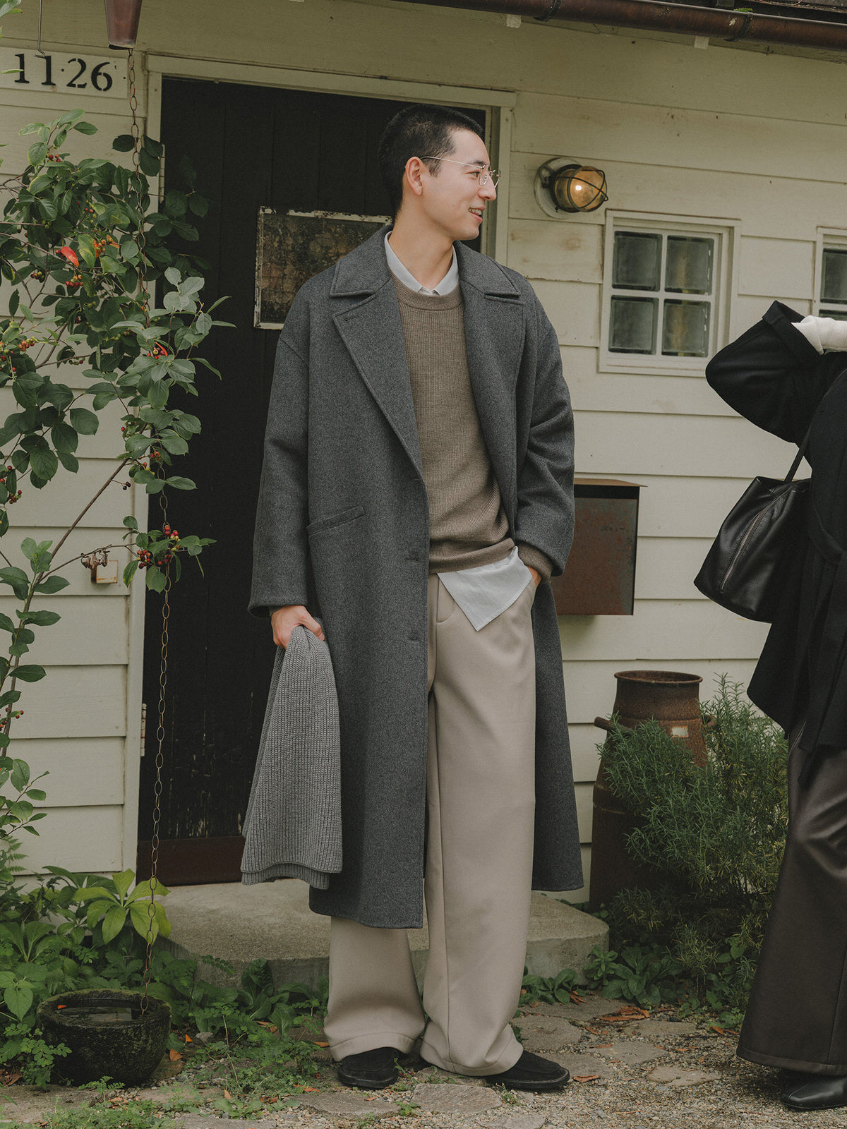 H185 B90 W70 H90<br>着用サイズ : size3 / カラー：mint gray