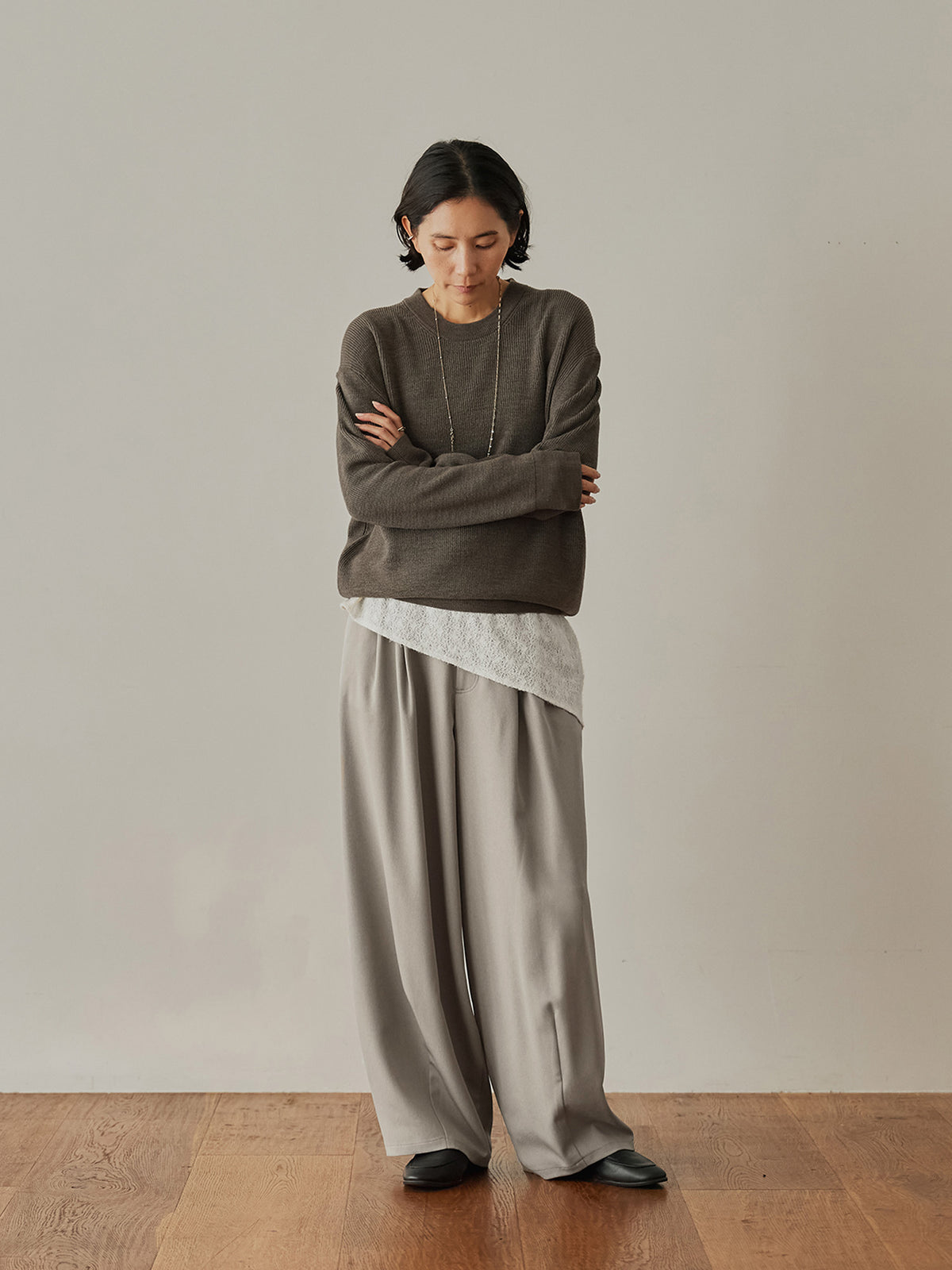H163 B80 W62 H83<br>着用サイズ : サンプル / カラー：grayge
