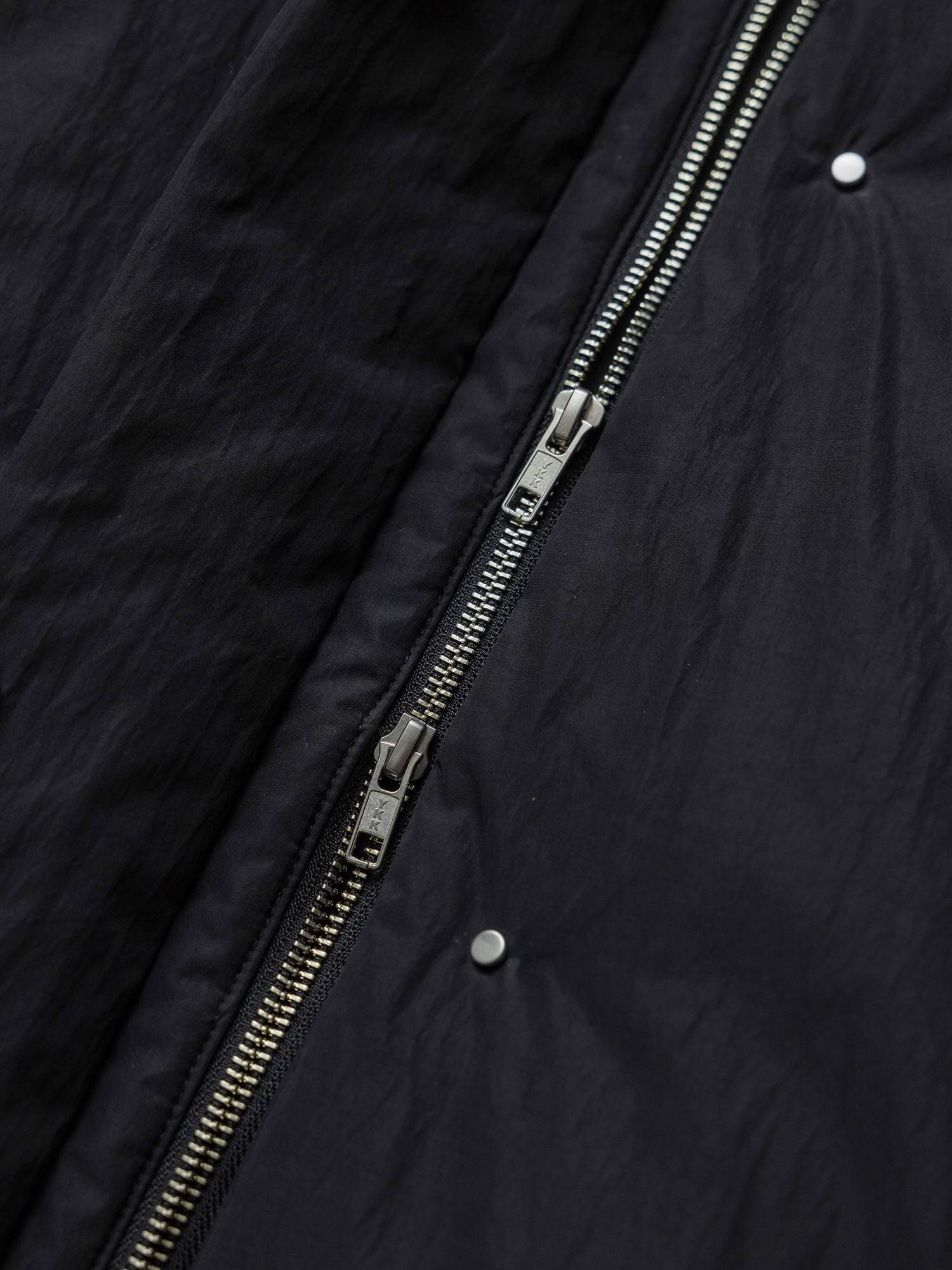 スタンドカラーダウンジャケット