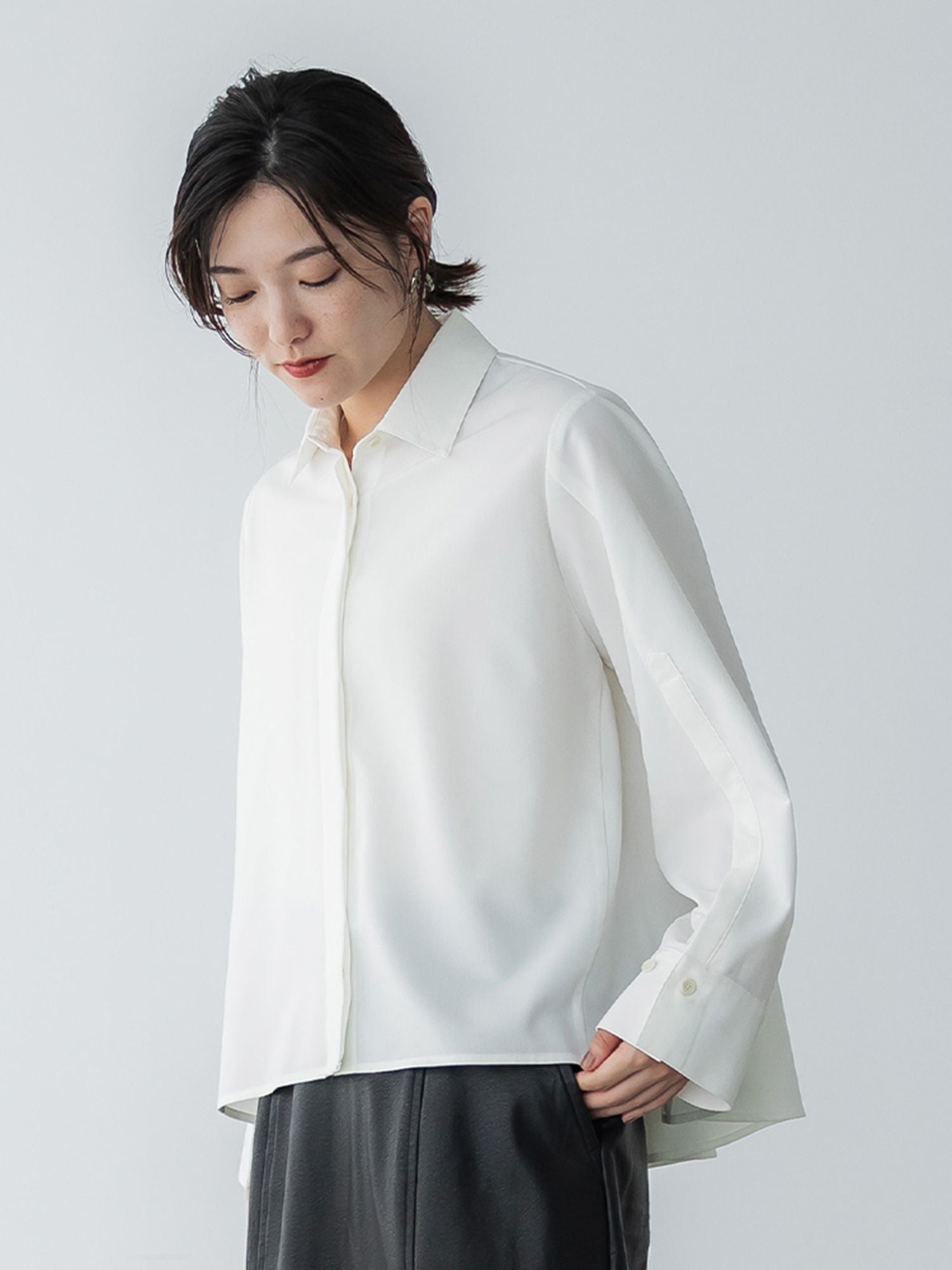 crewre online store / ボタンスリーブギャザーシャツ