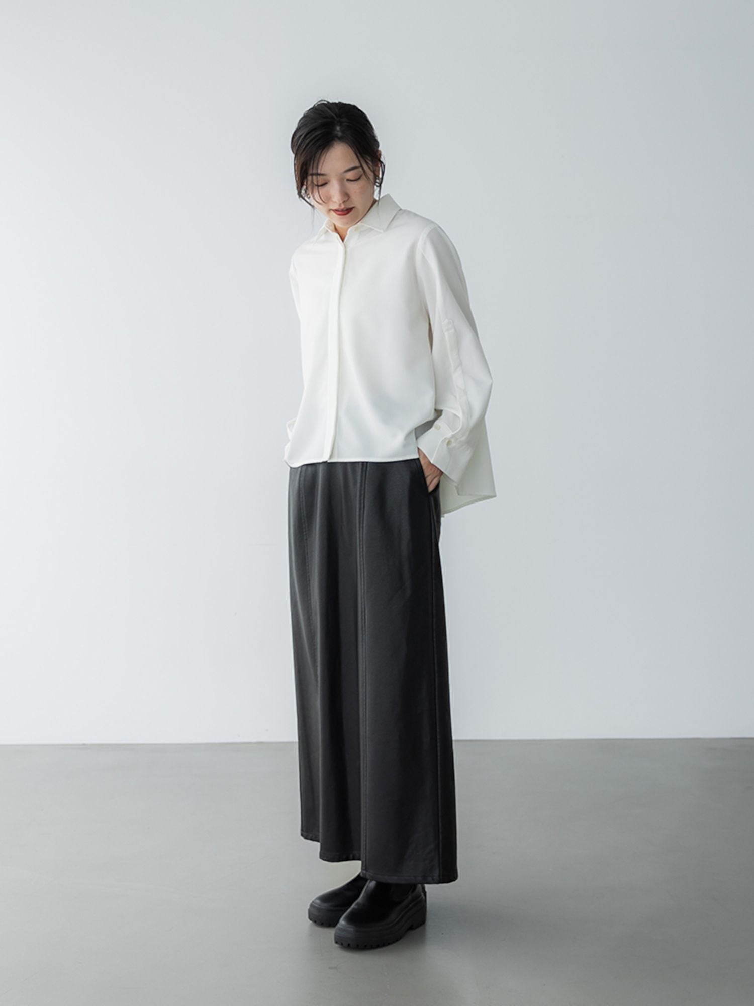 H173 B81 W60 H88 /着用サイズ:サイズ2