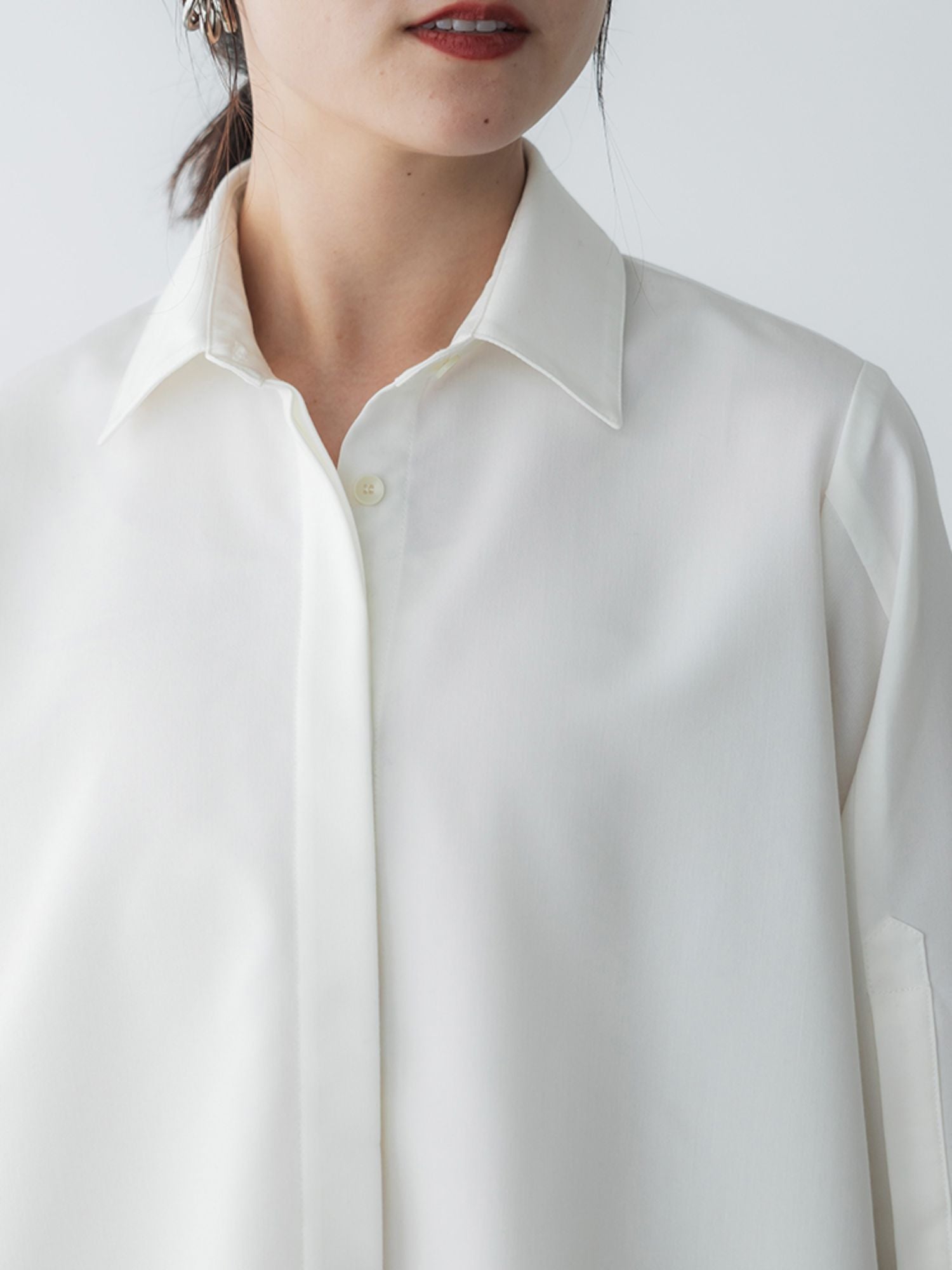 H173 B81 W60 H88 /着用サイズ:サイズ2