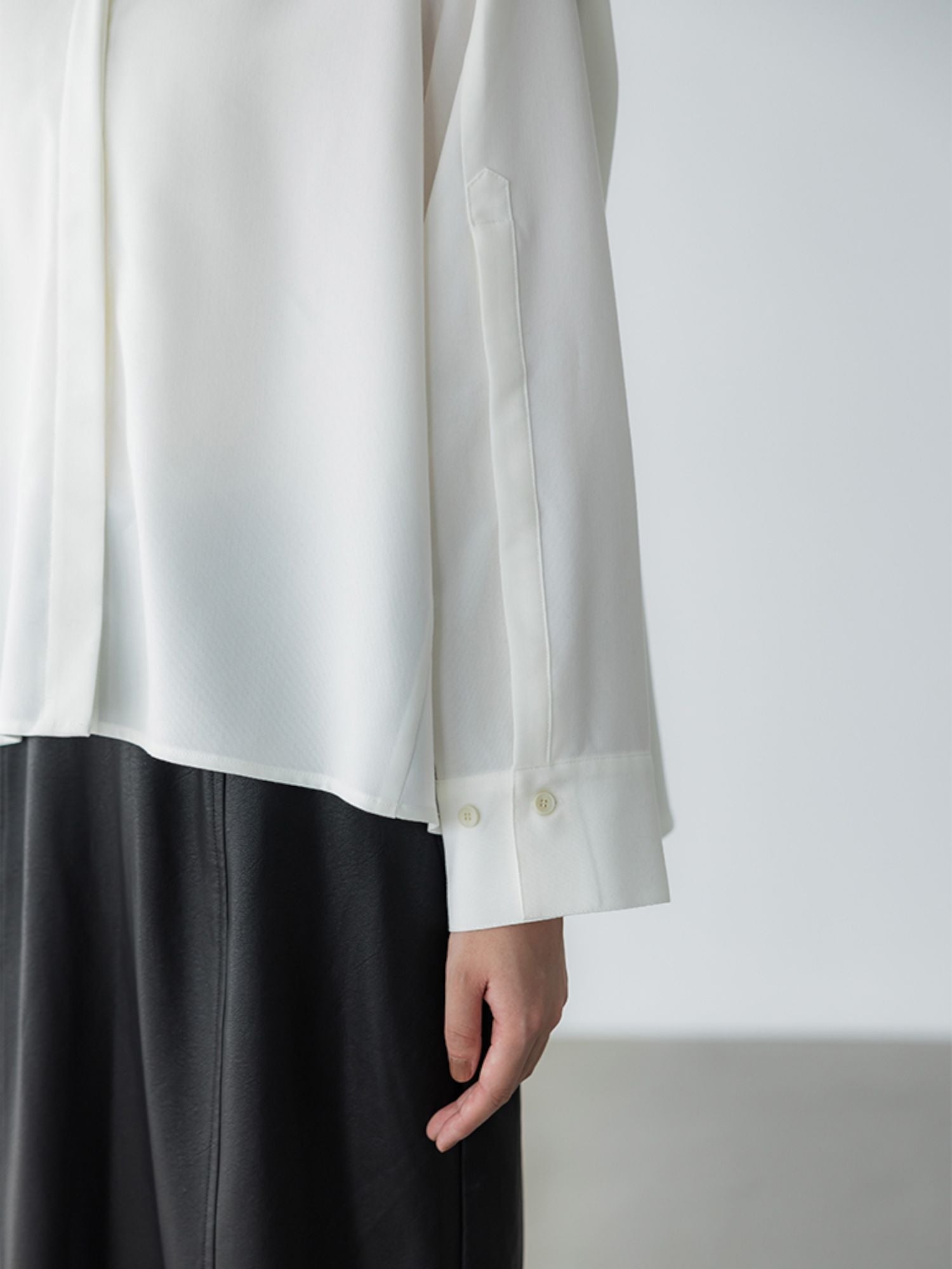 H173 B81 W60 H88 /着用サイズ:サイズ2