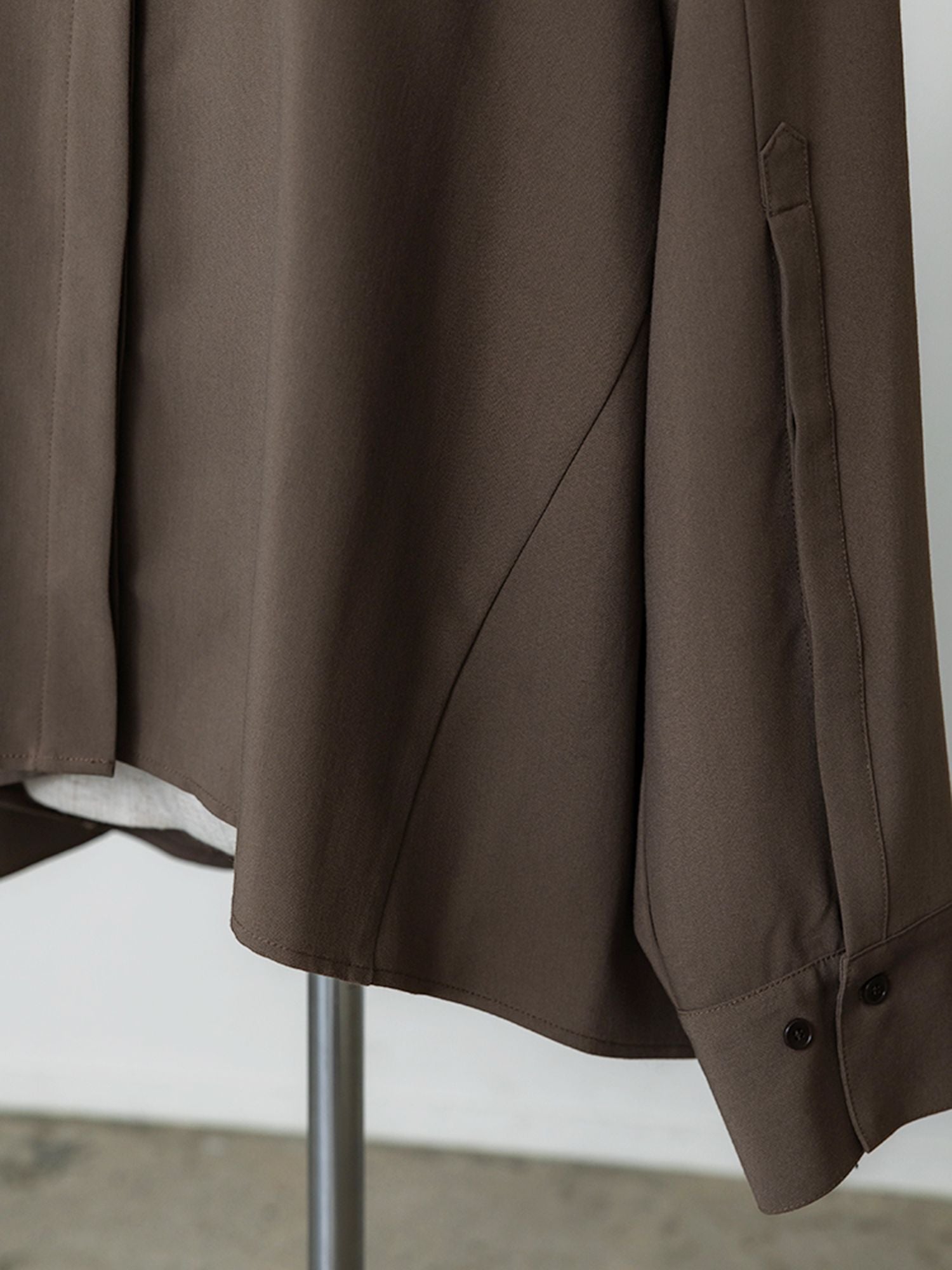 ボタンスリーブギャザーシャツ