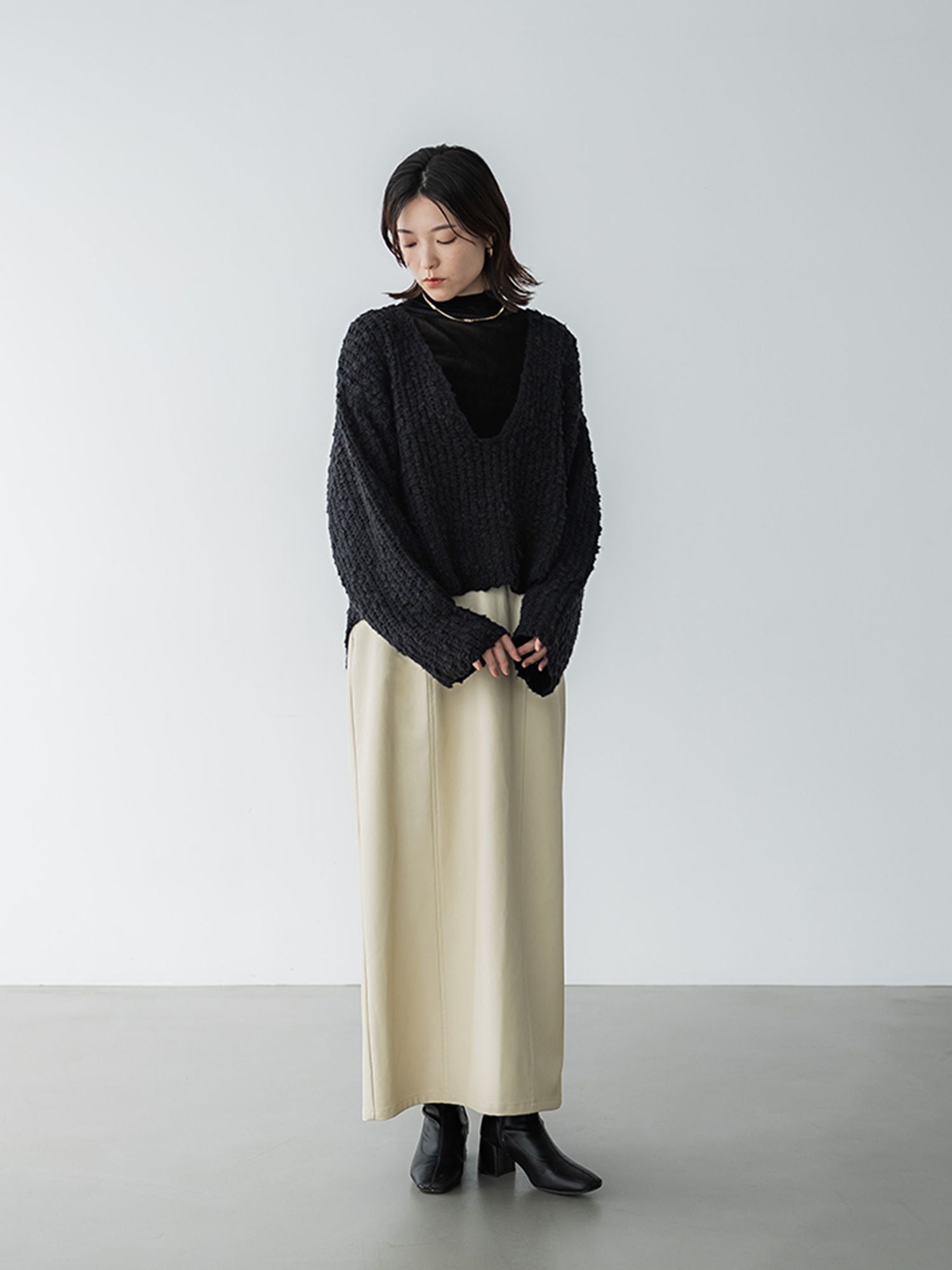 crewre online store / メランジディープVネックニット
