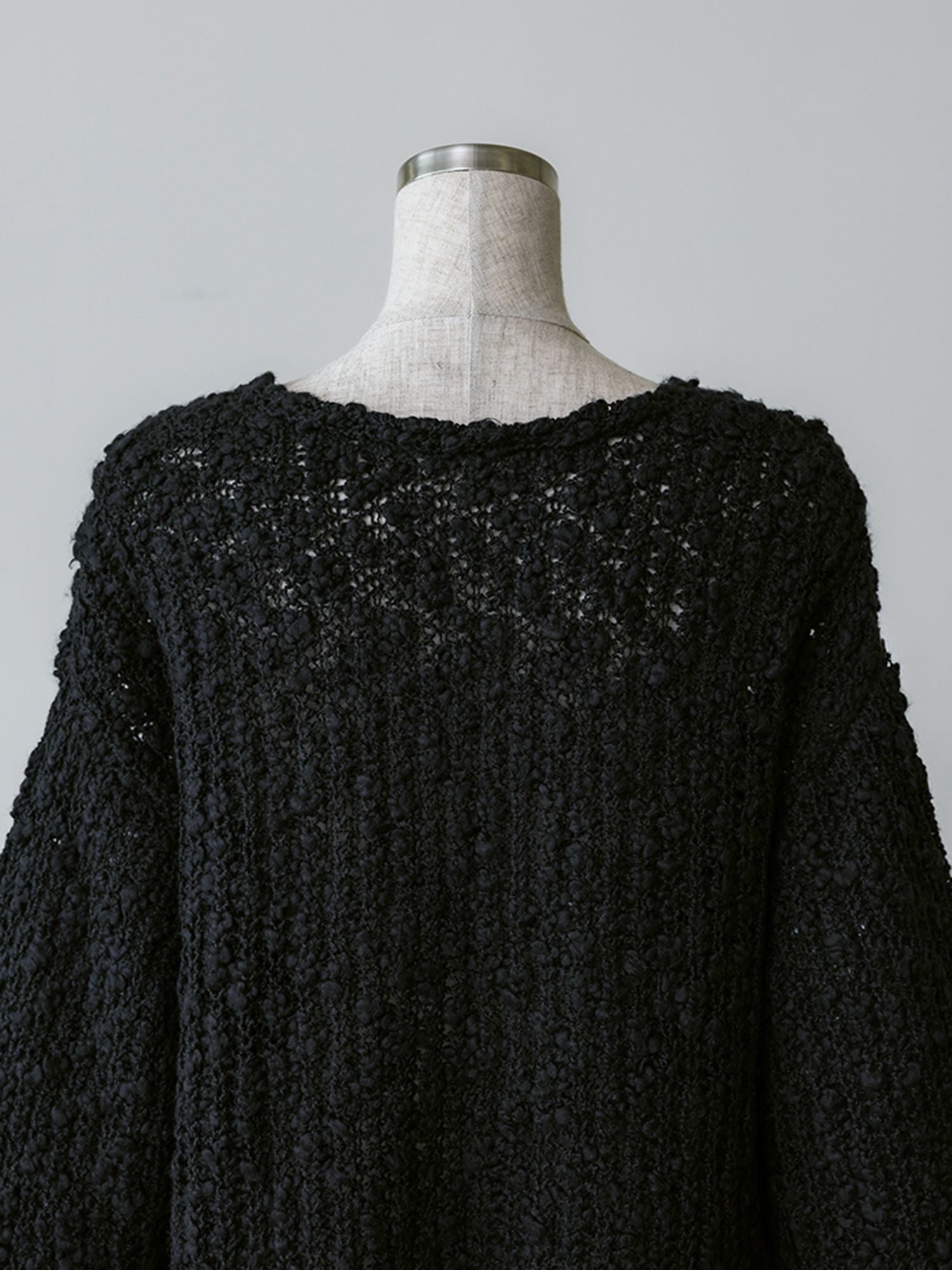 メランジディープVネックニット