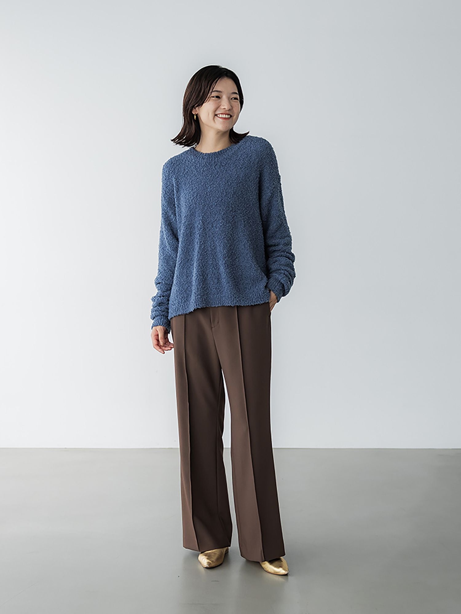 crewre online store / ブークレークルーネックニット
