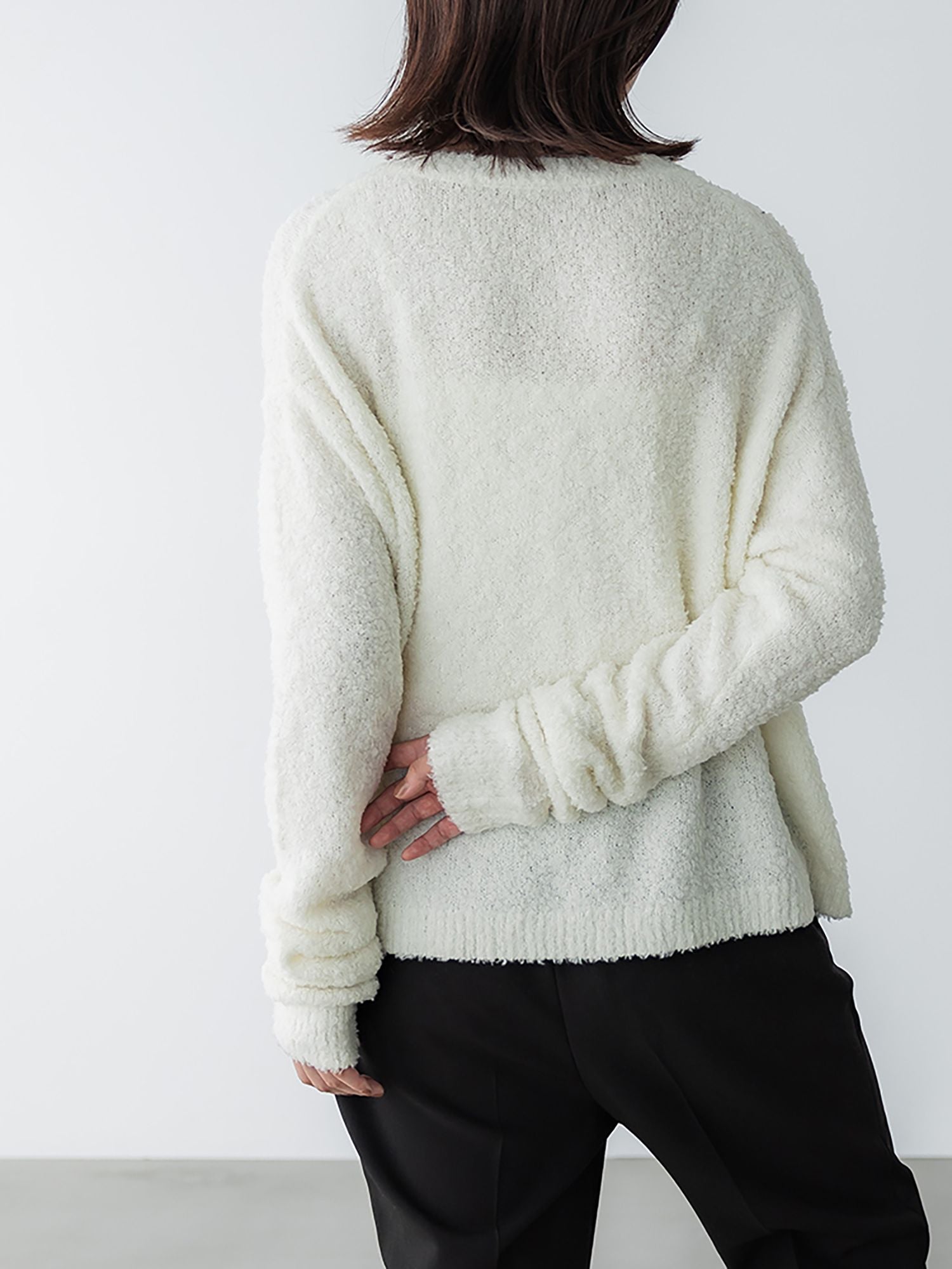 crewre online store / ブークレークルーネックニット