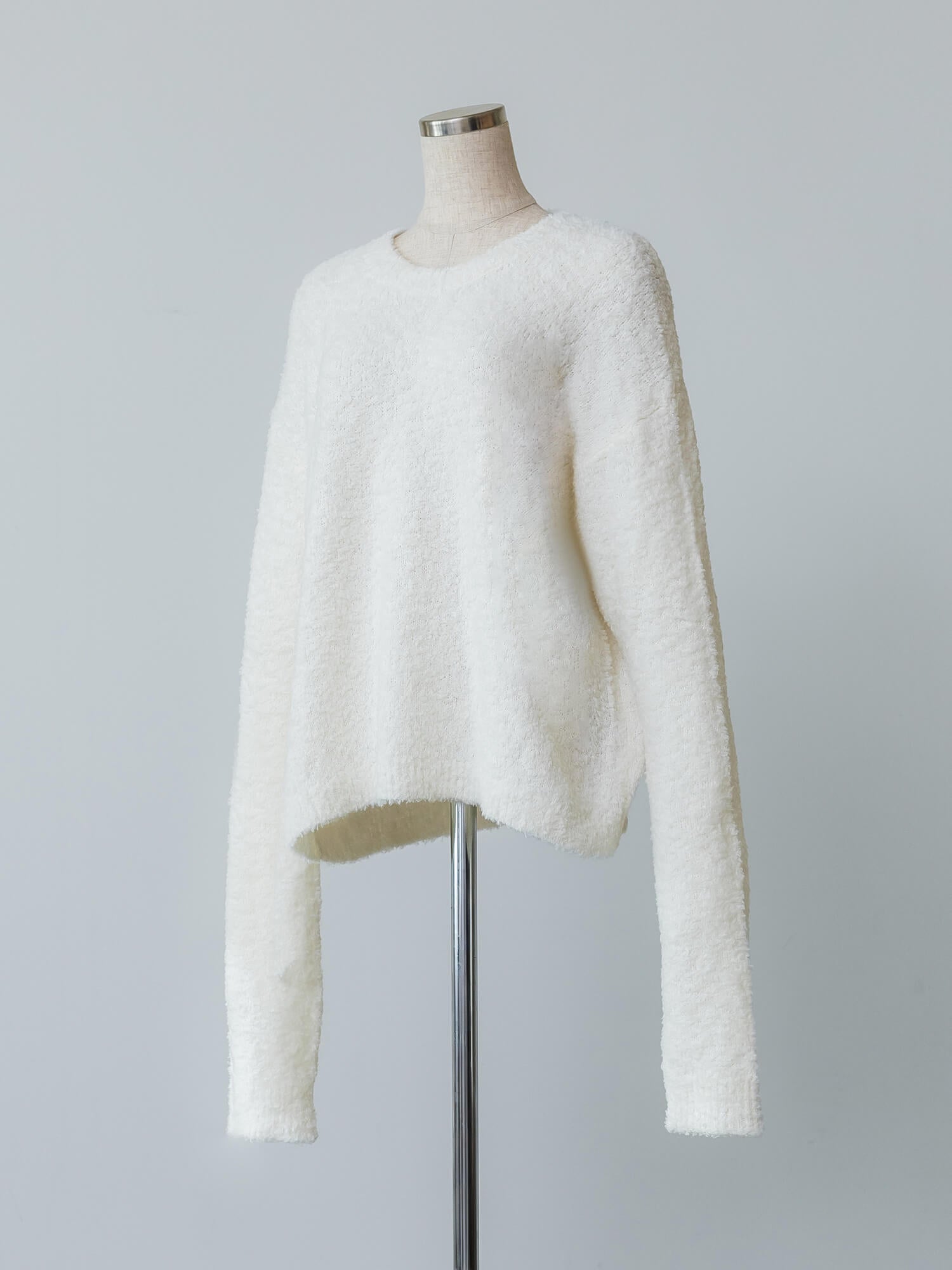 ブークレークルーネックニット