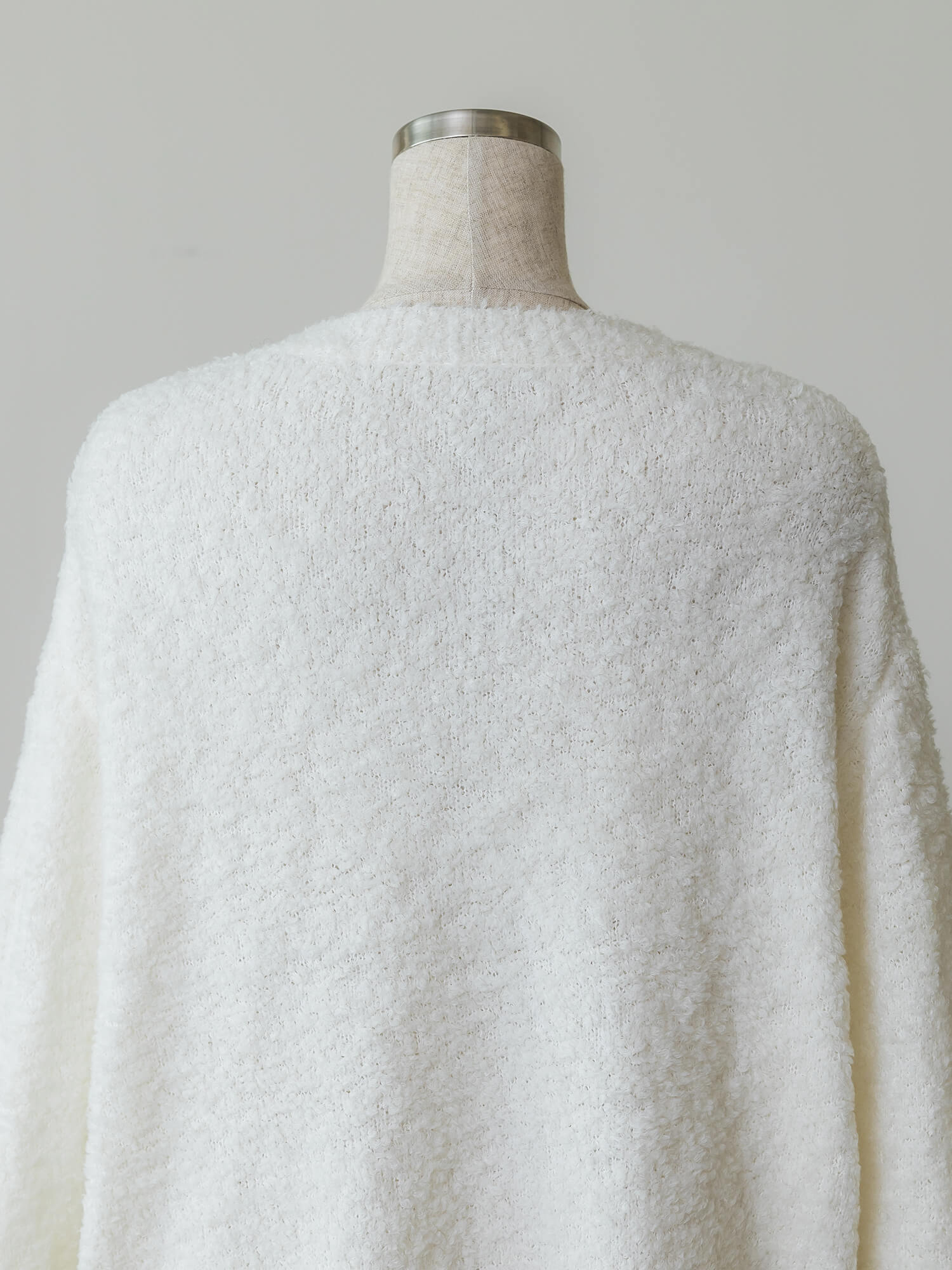 ブークレークルーネックニット