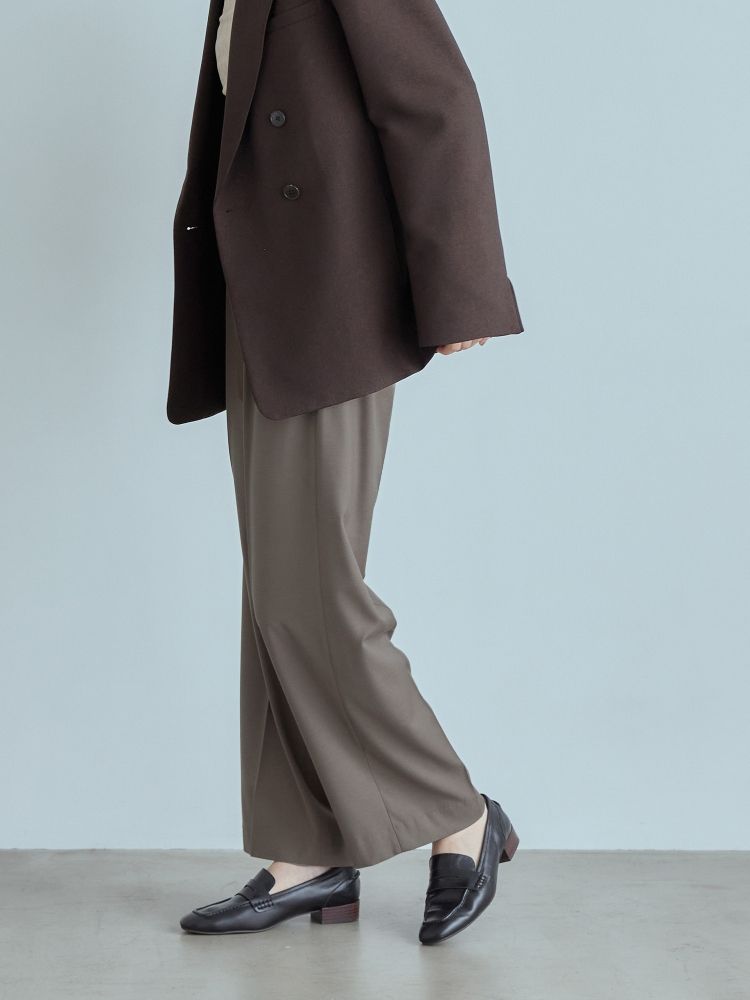 H173 B81 W60 H88 /着用サイズ:モデルサイズ
※モデルサイズ:サイズ1より股下+8cm