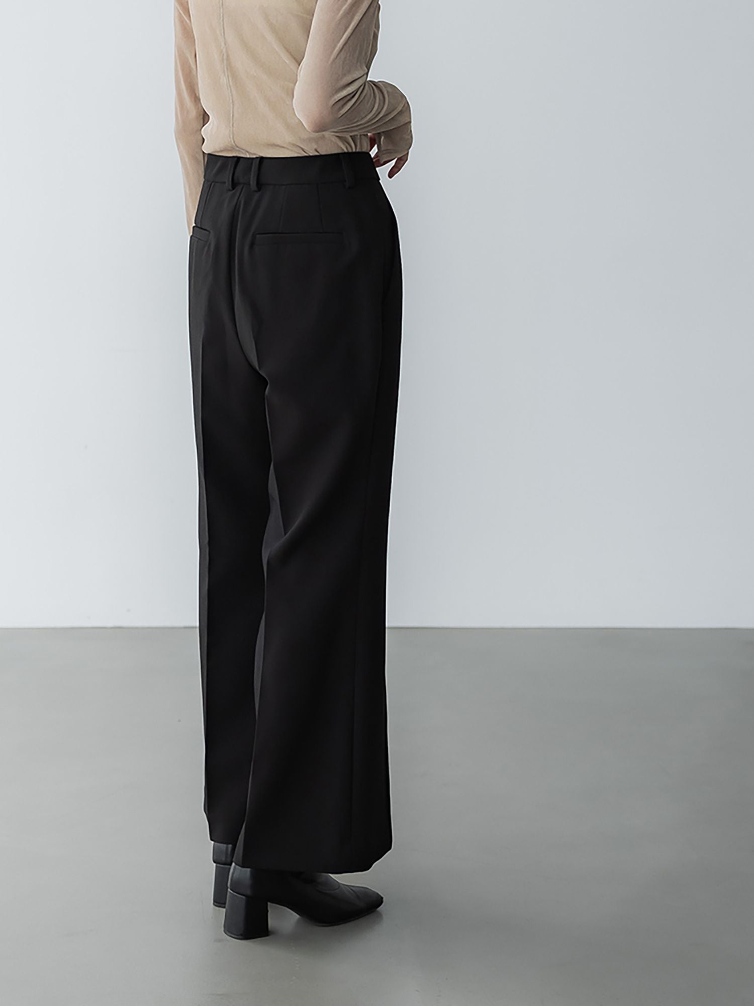 H173 B81 W60 H88 /着用サイズ:サイズ3