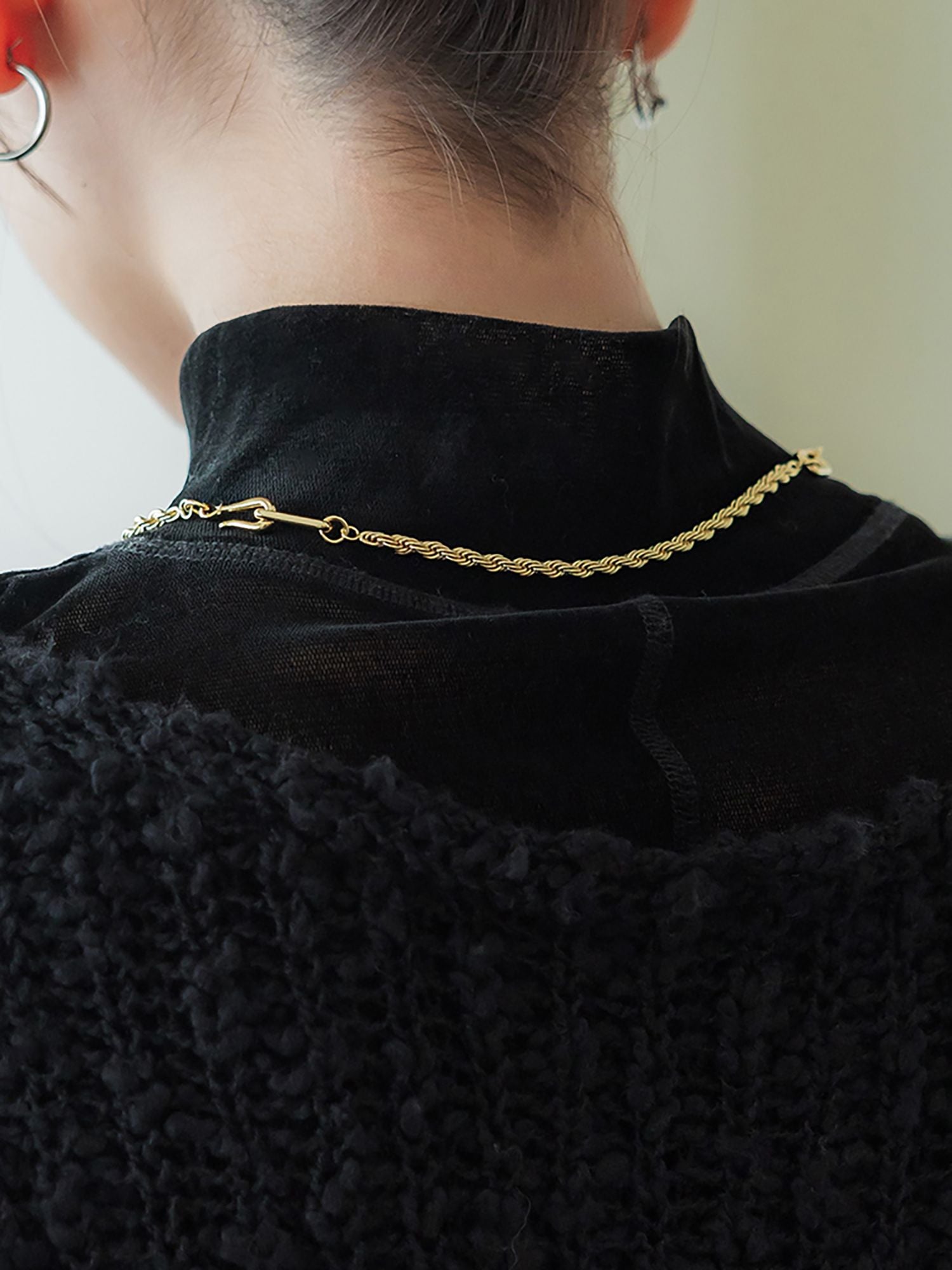 ツイストチェーンネックレス