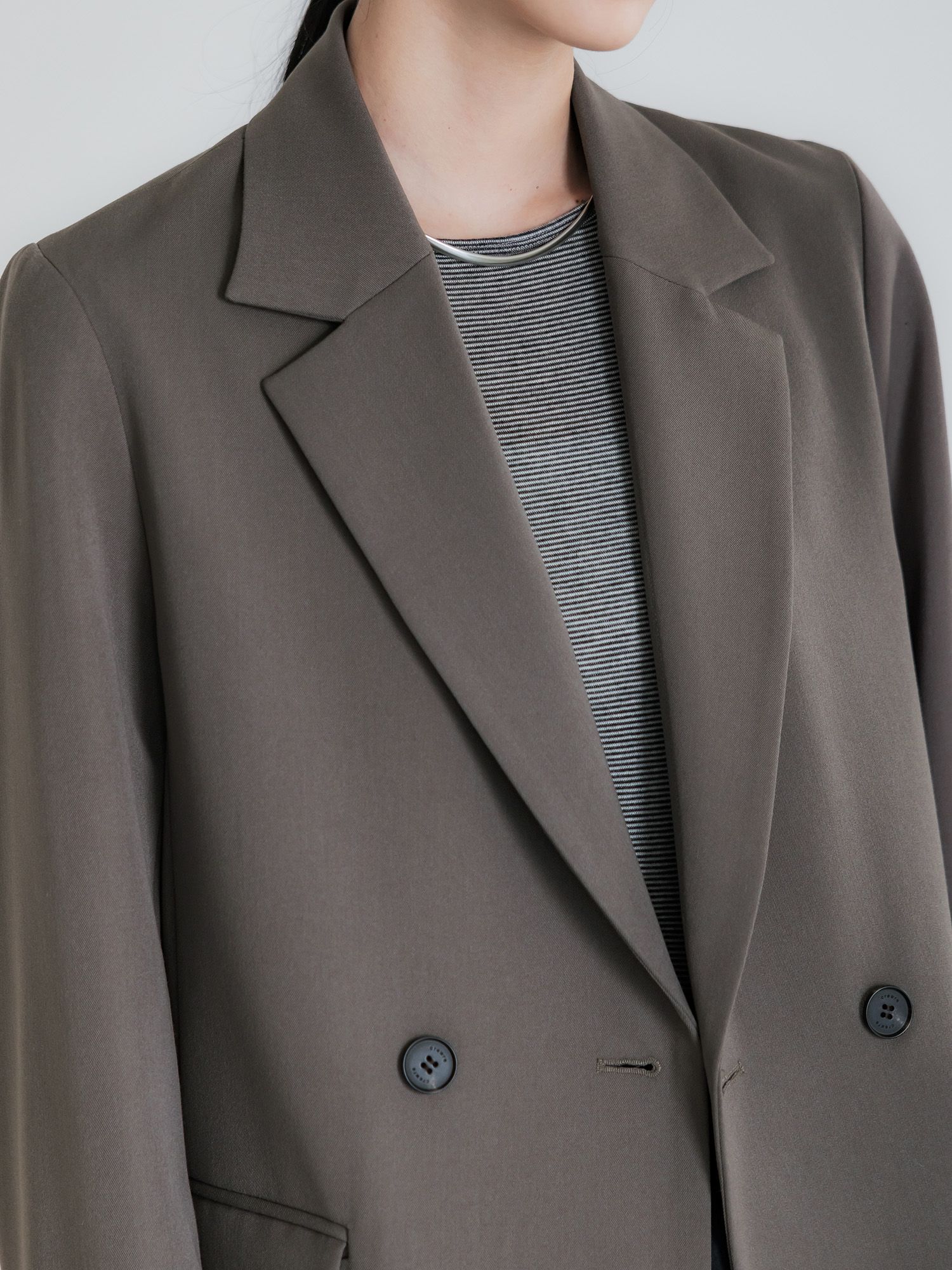 H170 B78 W59 H85 / 着用サイズ : size2