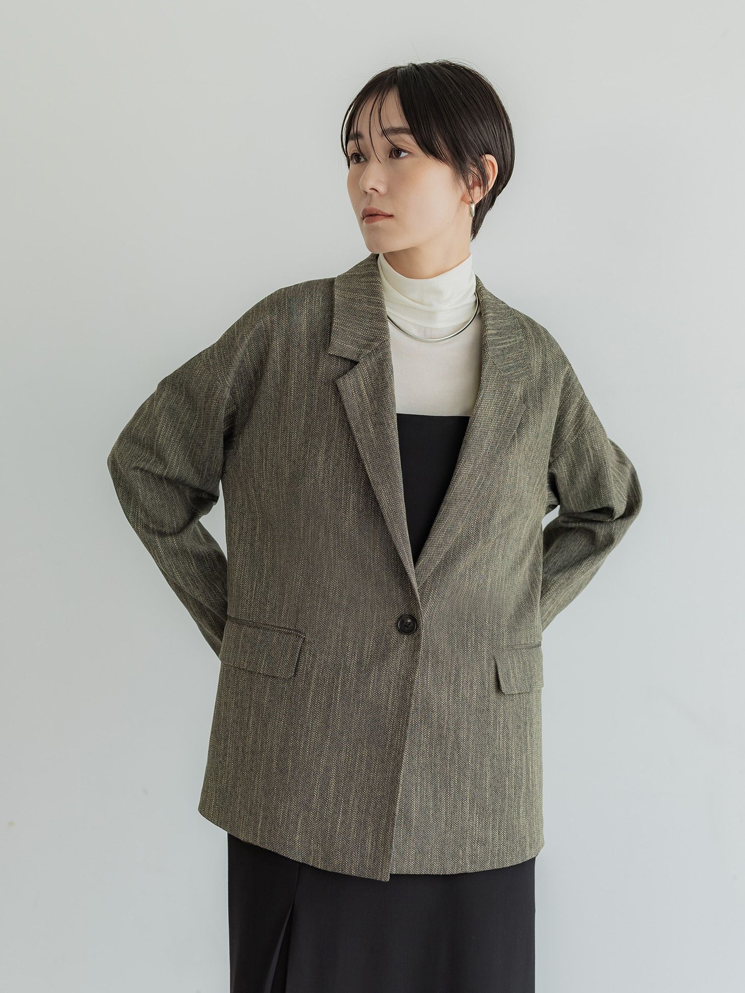 H168 B78 W61 H88 / 着用サイズ : size2